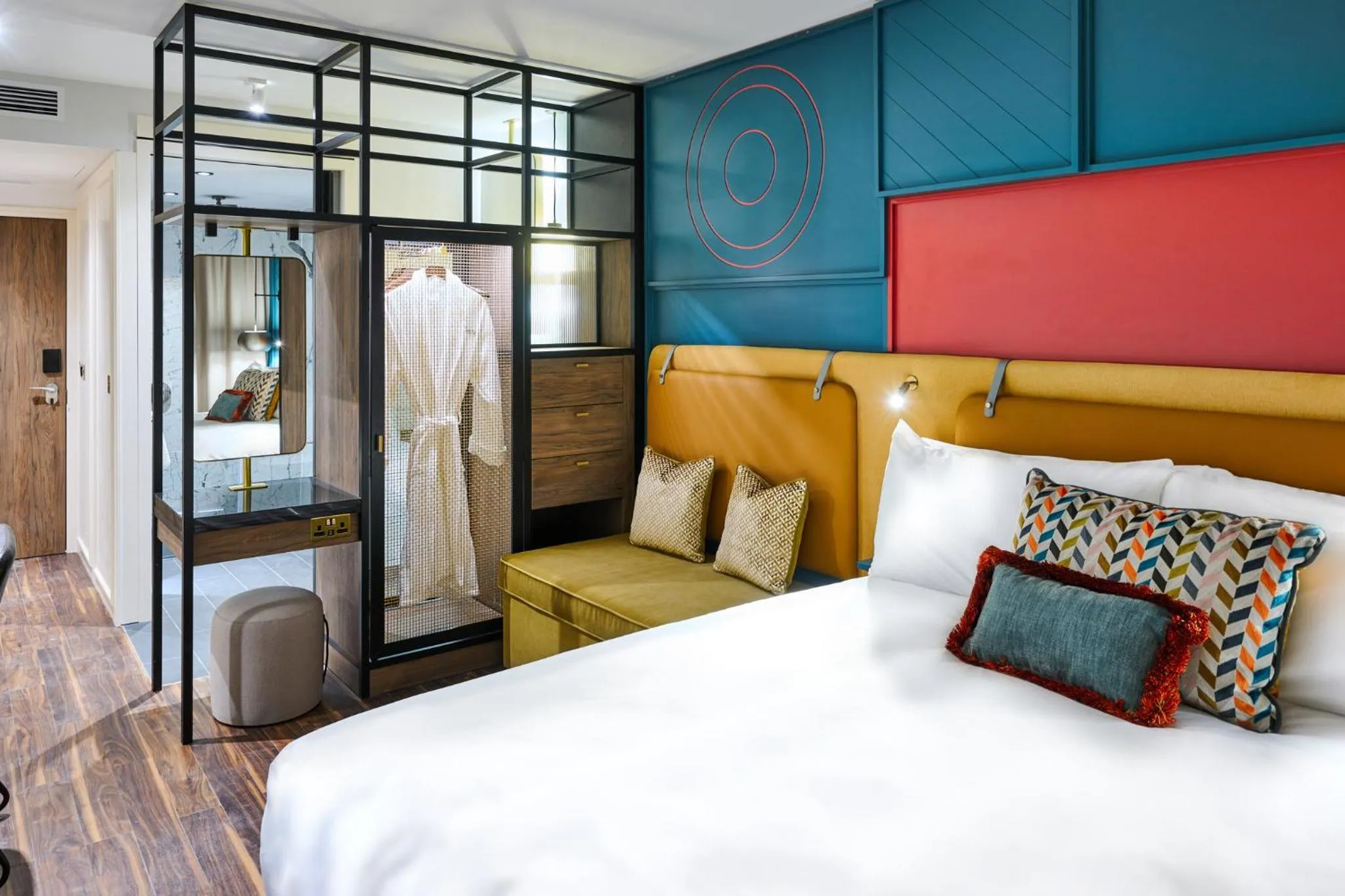 Photo of the whole room, Bed in The Halyard Liverpool, Vignette Collection by IHG