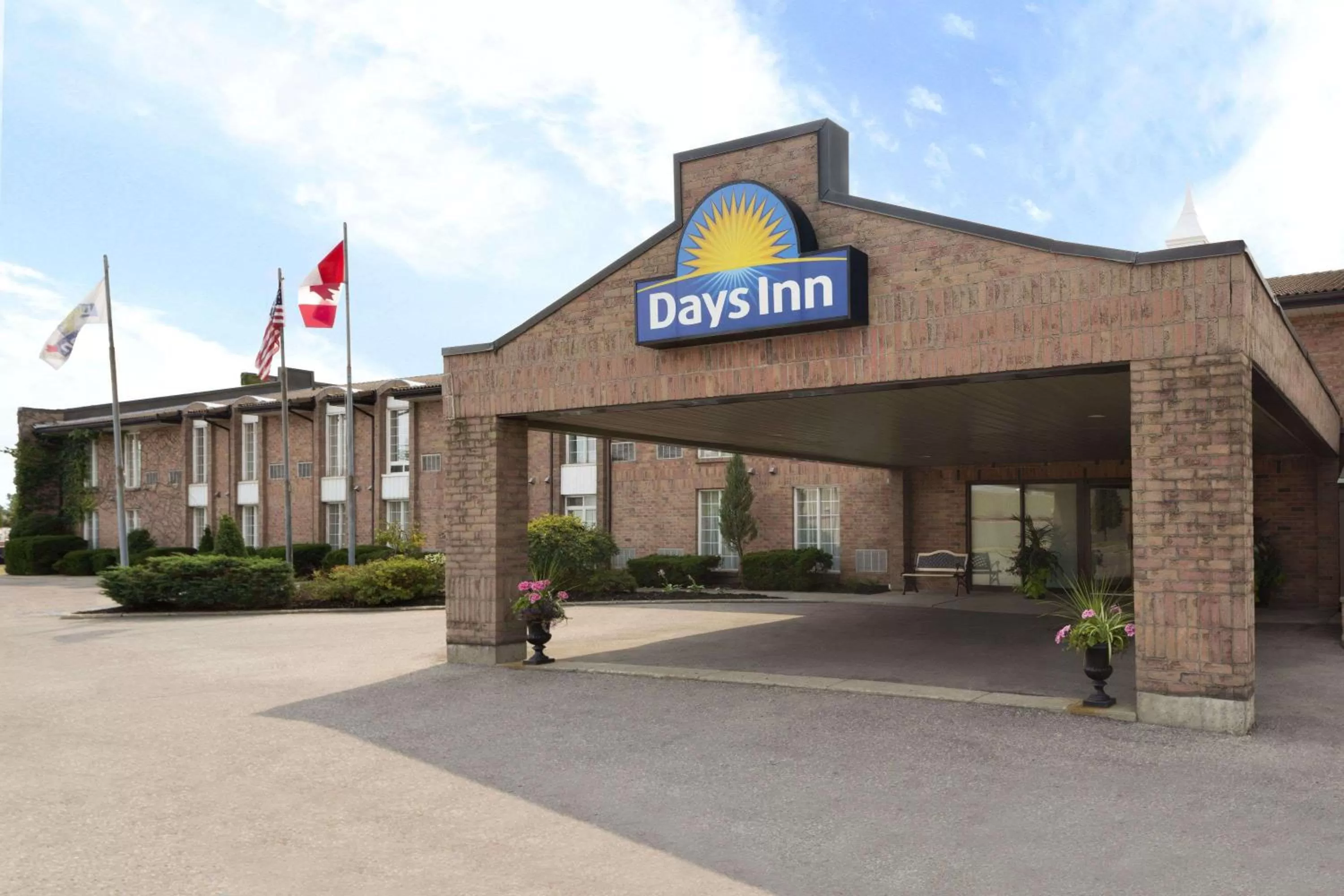 Property building in Days Inn by Wyndham Brantford