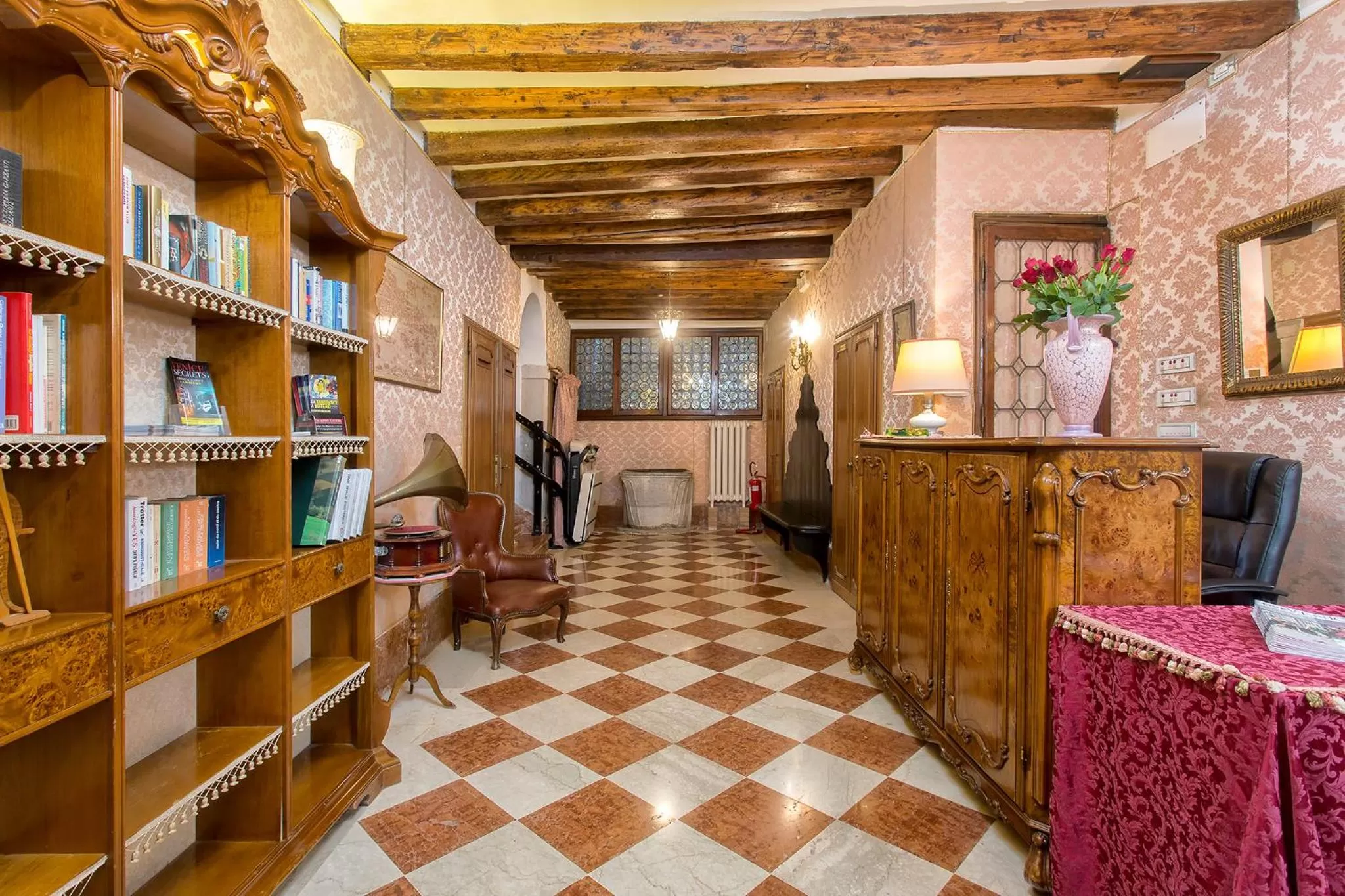 Lobby or reception in Hotel Mezzo Pozzo