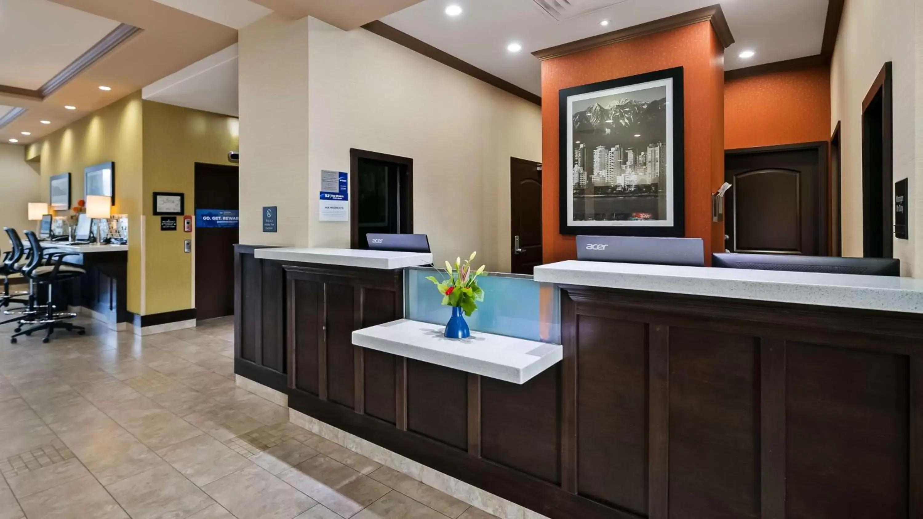 Lobby or reception, Lobby/Reception in Best Western Pacific Inn