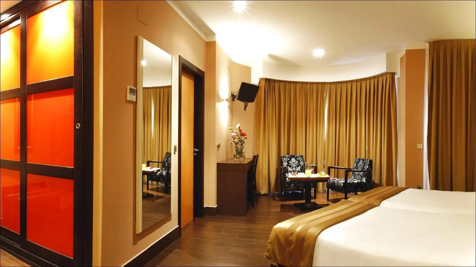 Photo of the whole room, Bed in Blanco Hotel Spa Photo of the whole room, Bed in Blanco Hotel Spa