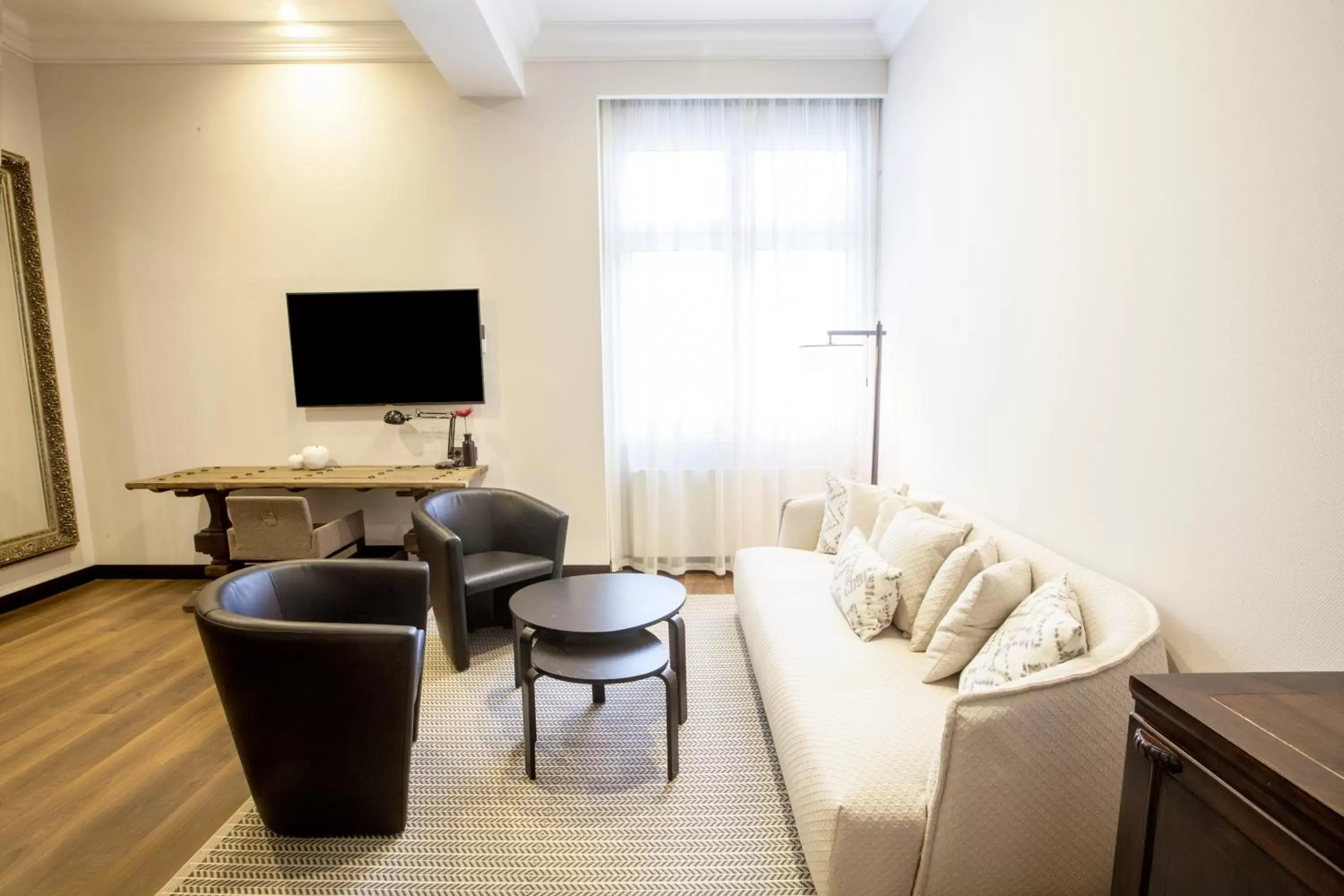 Living room, Seating Area in Quentin Prague Hotel