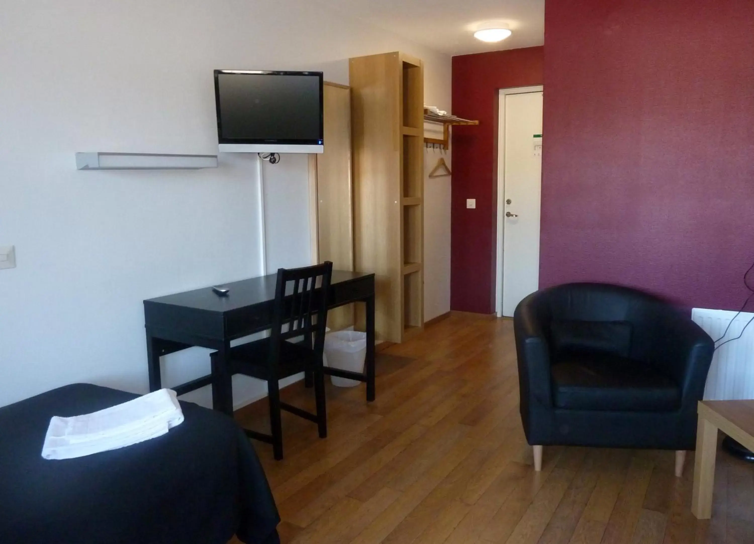 TV and multimedia, TV/Entertainment Center in Sure Hotel by Best Western Lagan