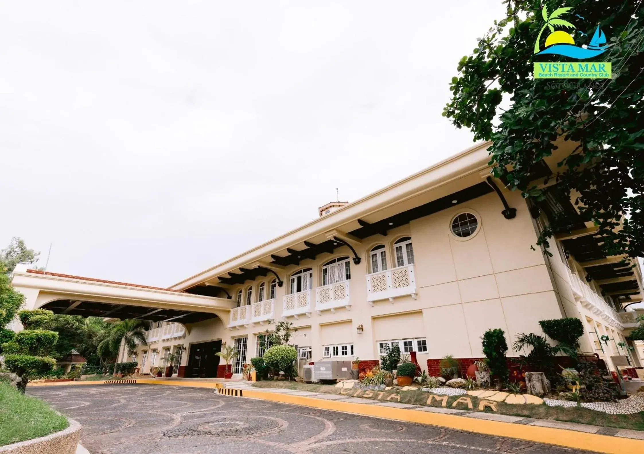 Property building in Vista Mar Beach Resort and Country Club Property building in Vista Mar Beach Resort and Country Club
