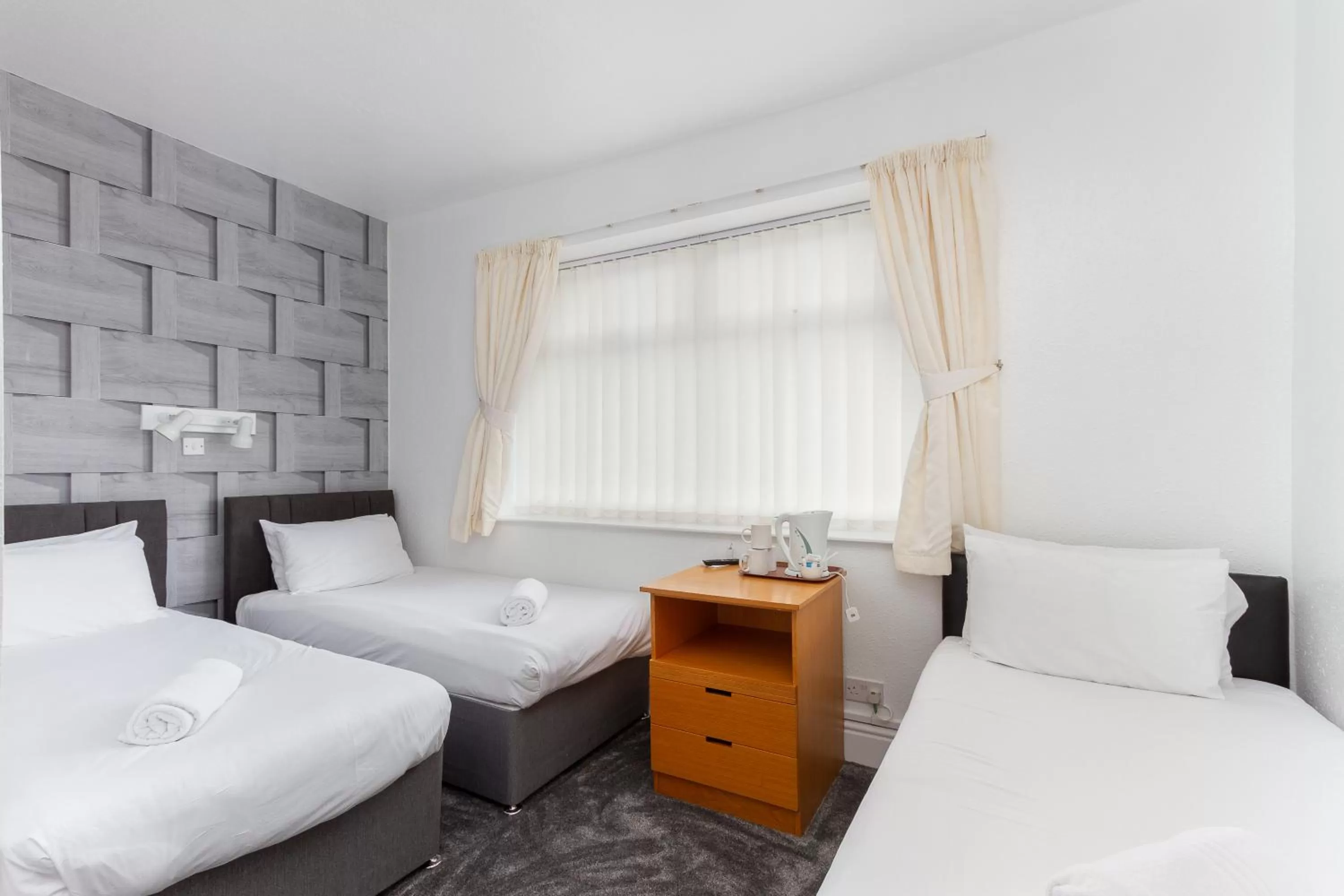 Bedroom, Bed in The Sandringham Court Hotel & Apartment Welcoming Large and Small Groups for 15 years