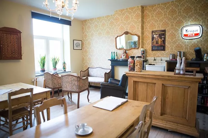 Coffee/tea facilities in B&B Pastorie van Merkem