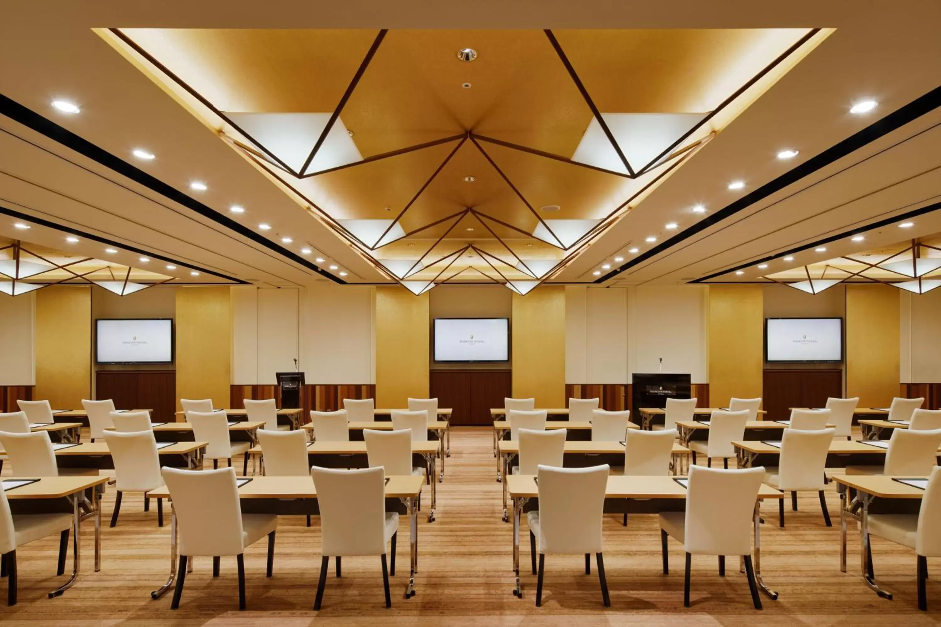 Meeting/conference room in InterContinental Hotel Osaka, an IHG Hotel