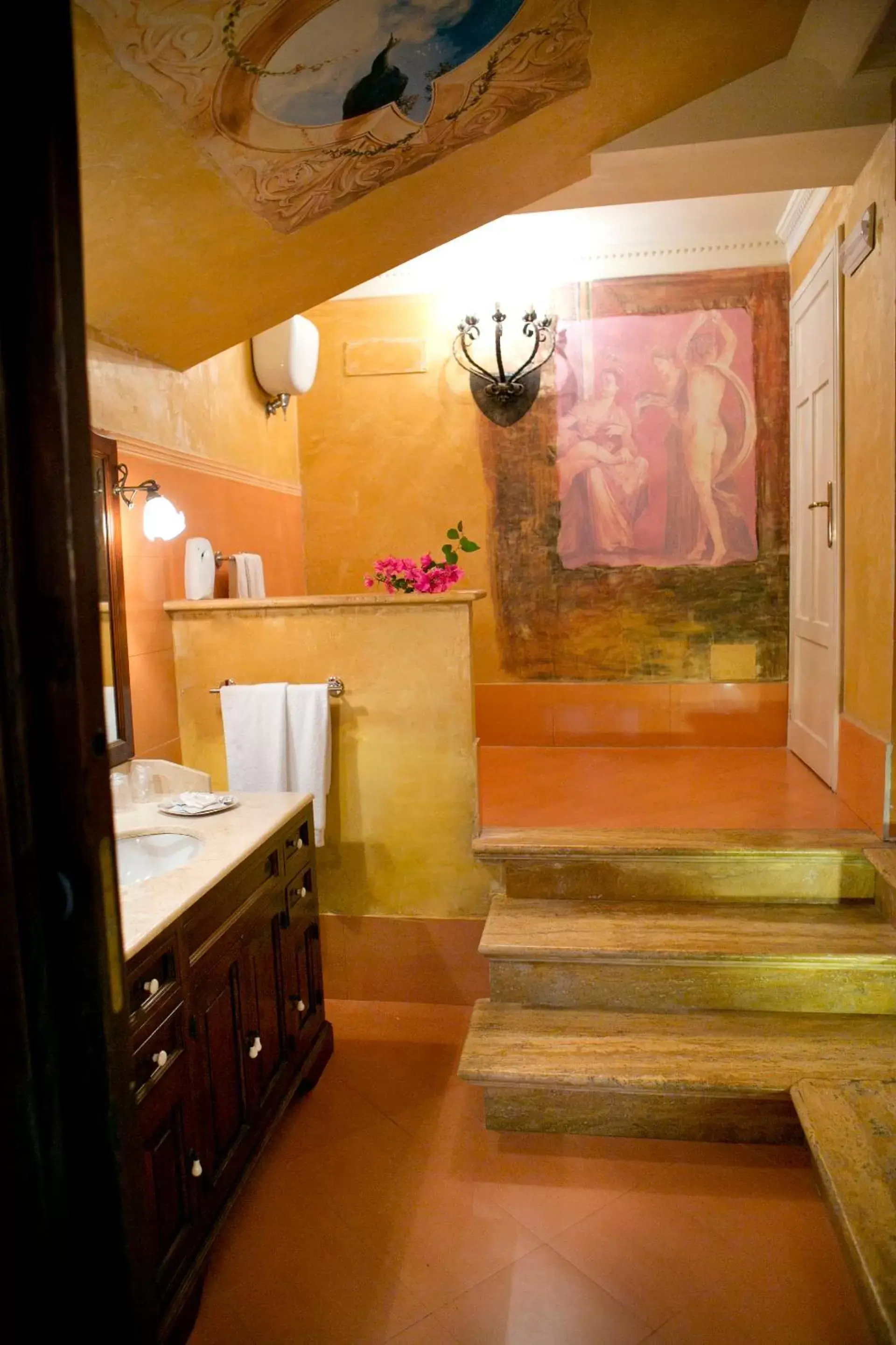 Bathroom in Hotel Villa Antica Tropea