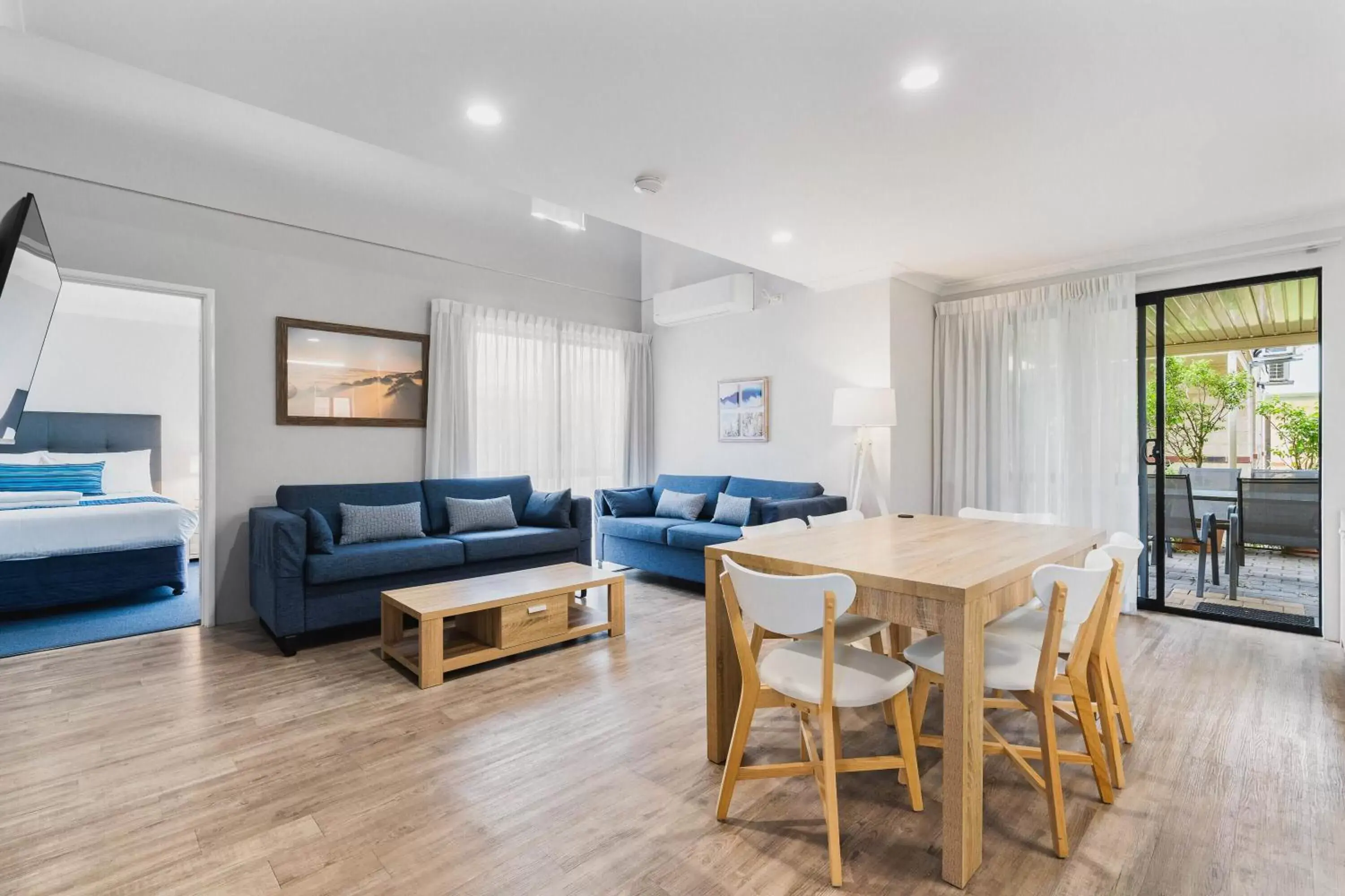 Living room in Amalfi Resort Busselton's Best Kept Secret Living room in Amalfi Resort Busselton's Best Kept Secret