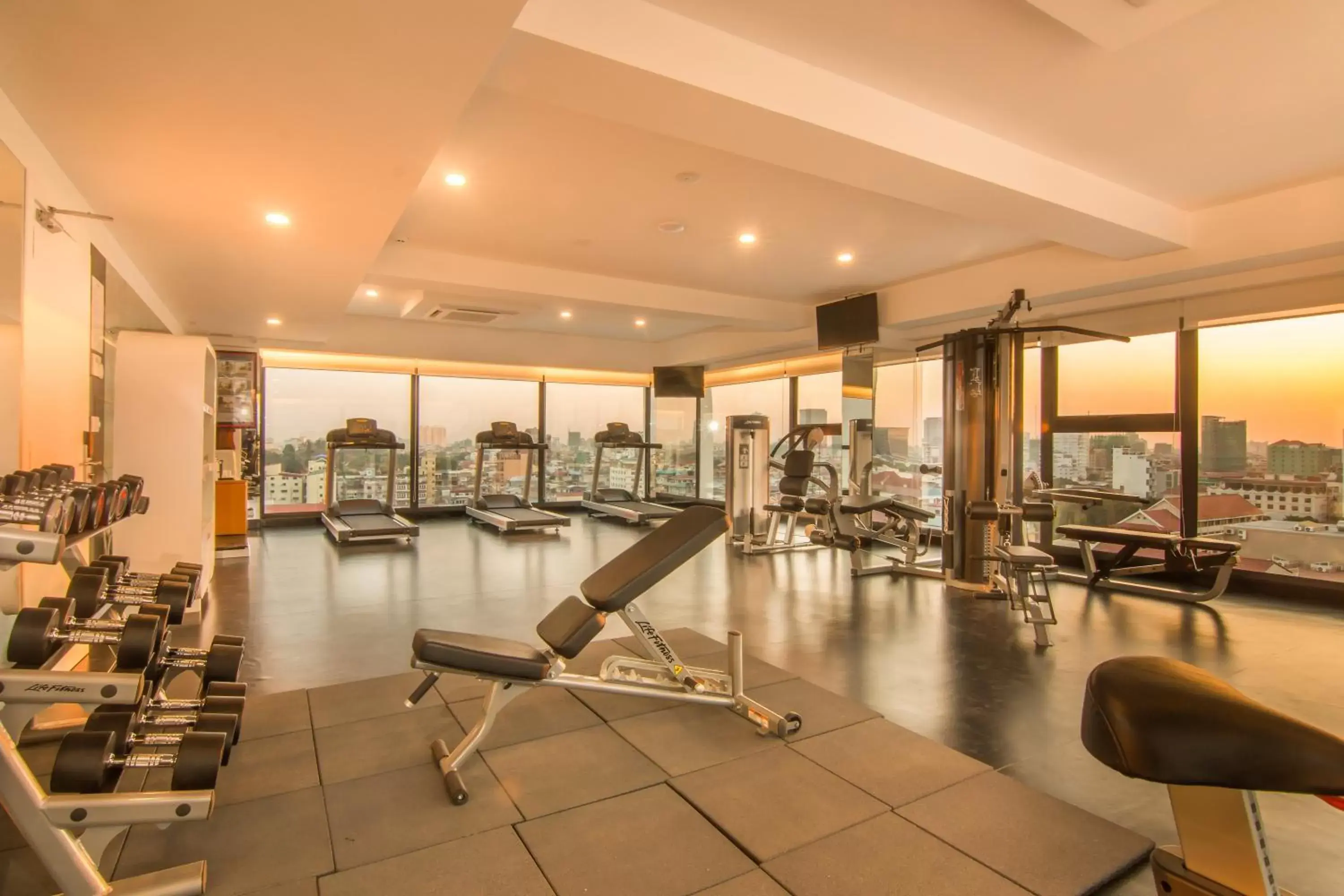 Fitness centre/facilities in SUN & MOON, Urban Hotel Fitness centre/facilities in SUN & MOON, Urban Hotel