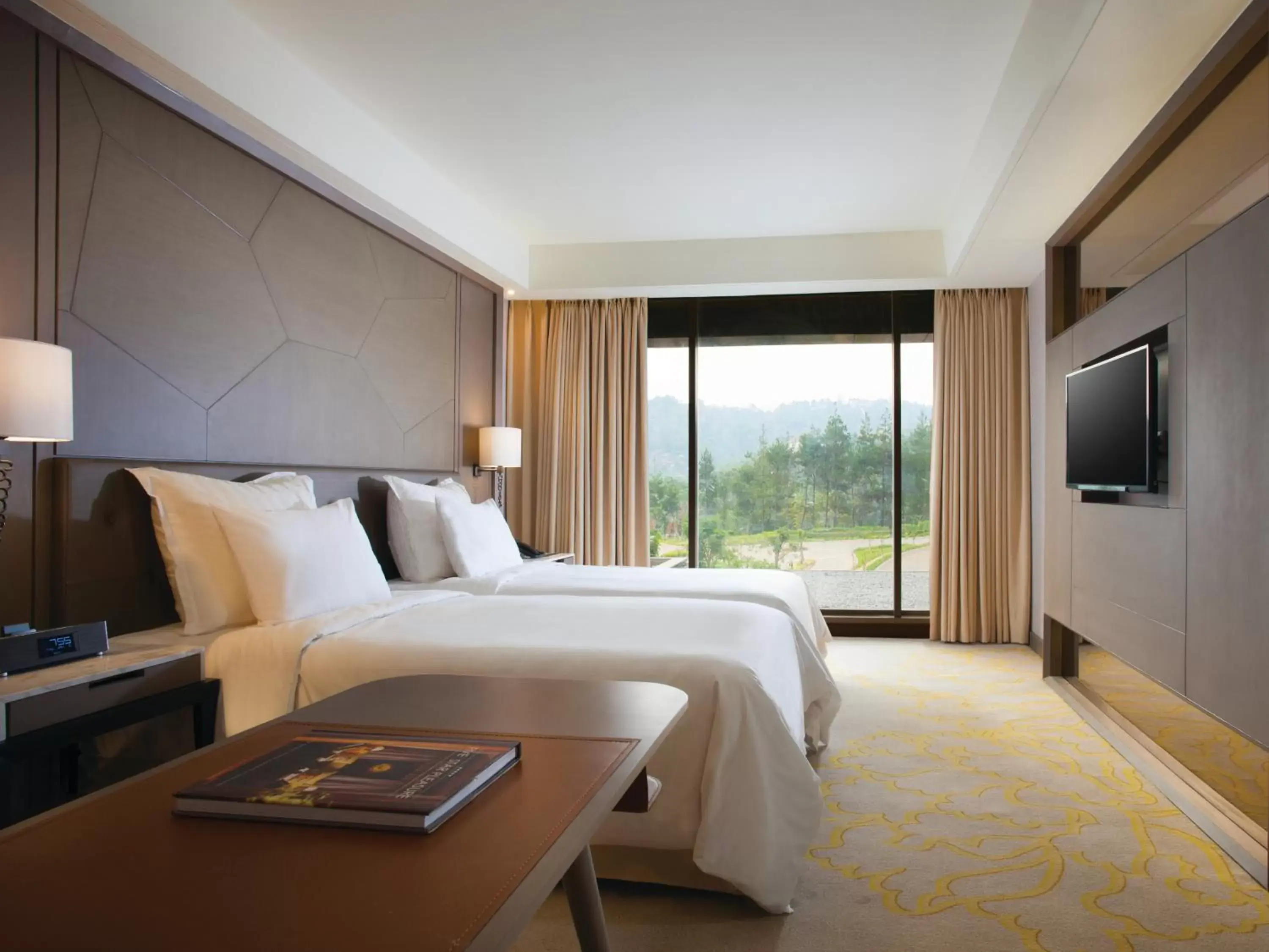 Photo of the whole room, Bed in InterContinental Bandung Dago Pakar, an IHG Hotel