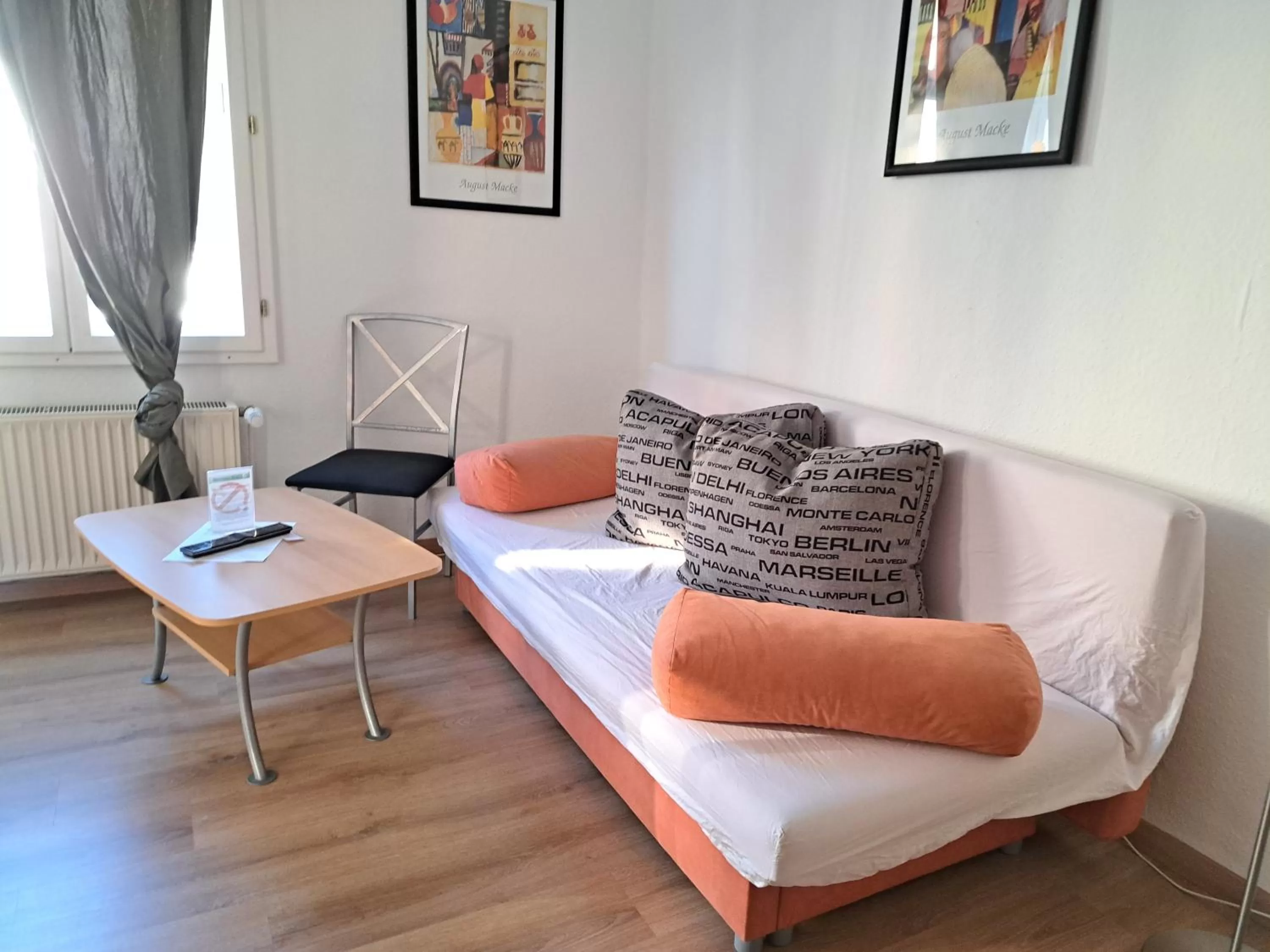 Bed in Apartment-Hotel Schillerplatz