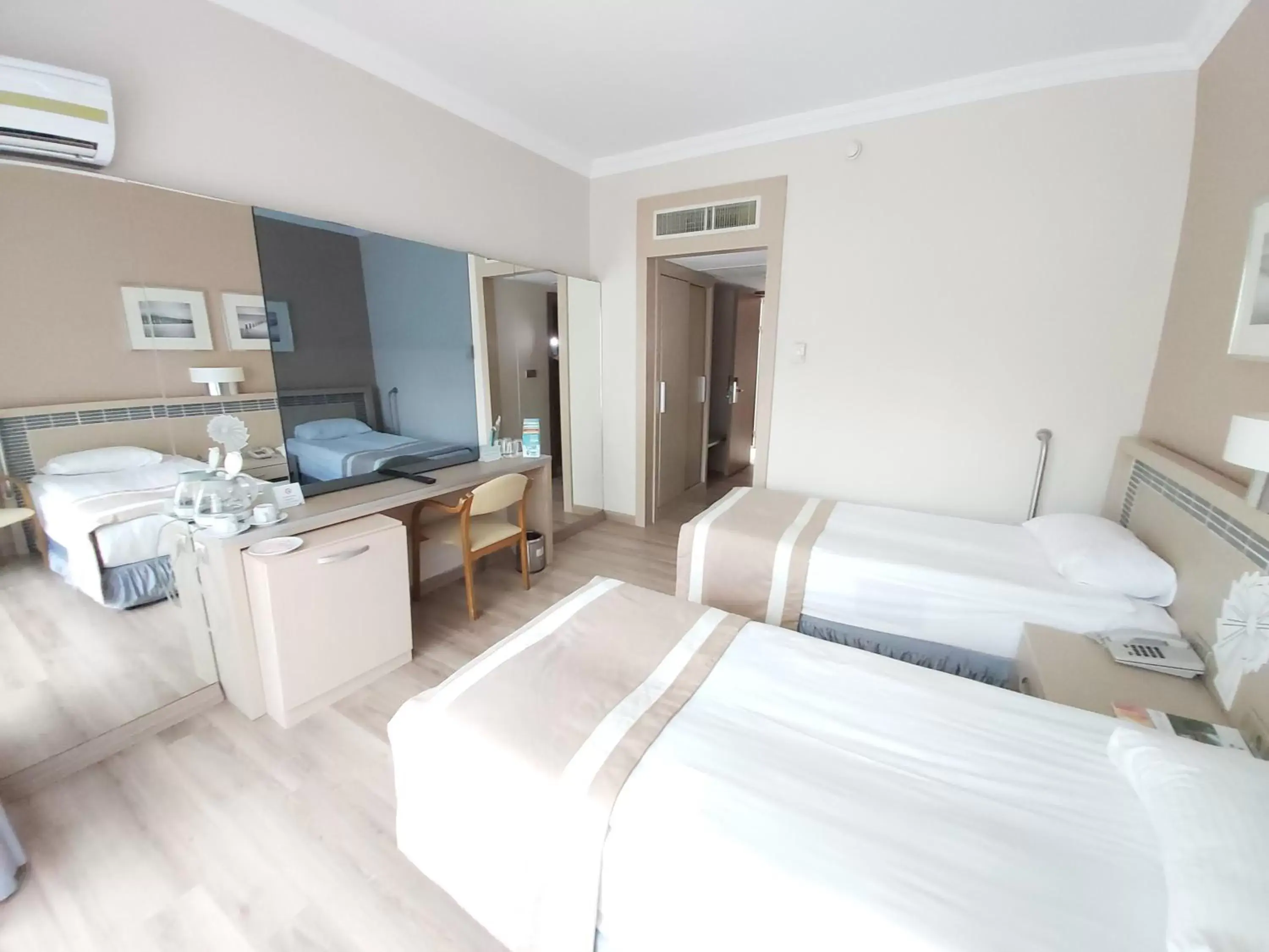 Photo of the whole room, Bed in Pam Thermal Hotel Clinic & Spa Photo of the whole room, Bed in Pam Thermal Hotel Clinic & Spa