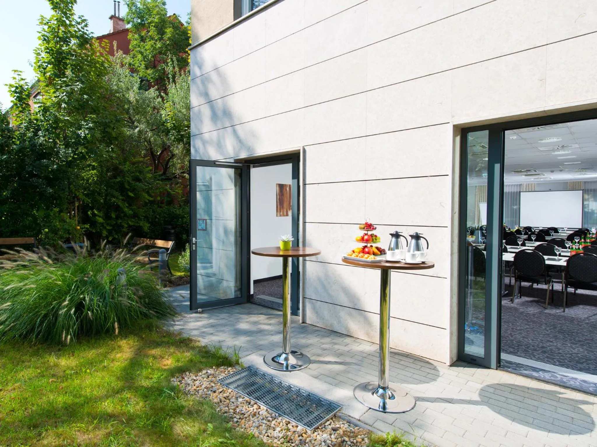 Garden in ACHAT Hotel Budapest