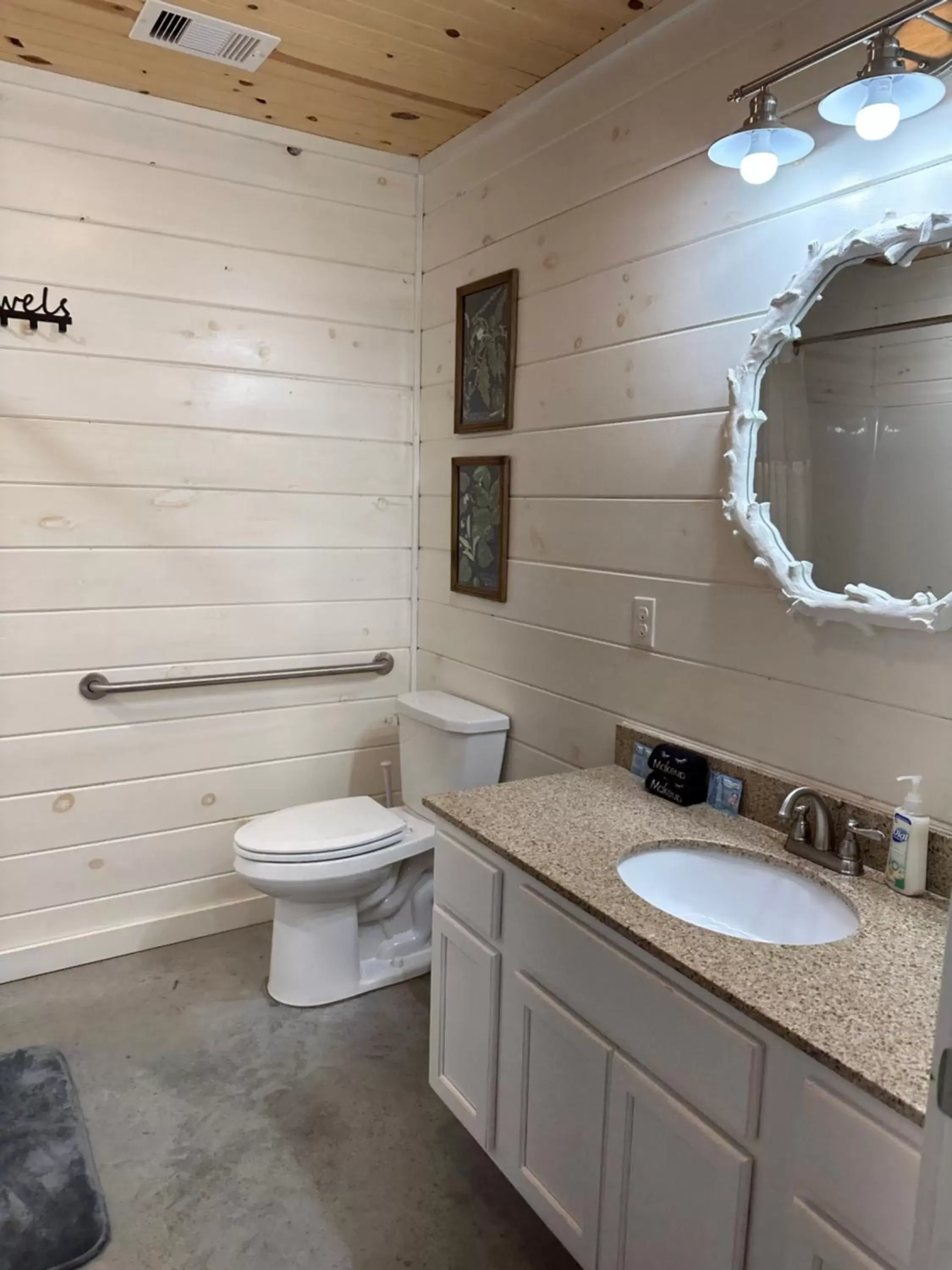 Shower, Bathroom in Knotty Squirrel Cabins