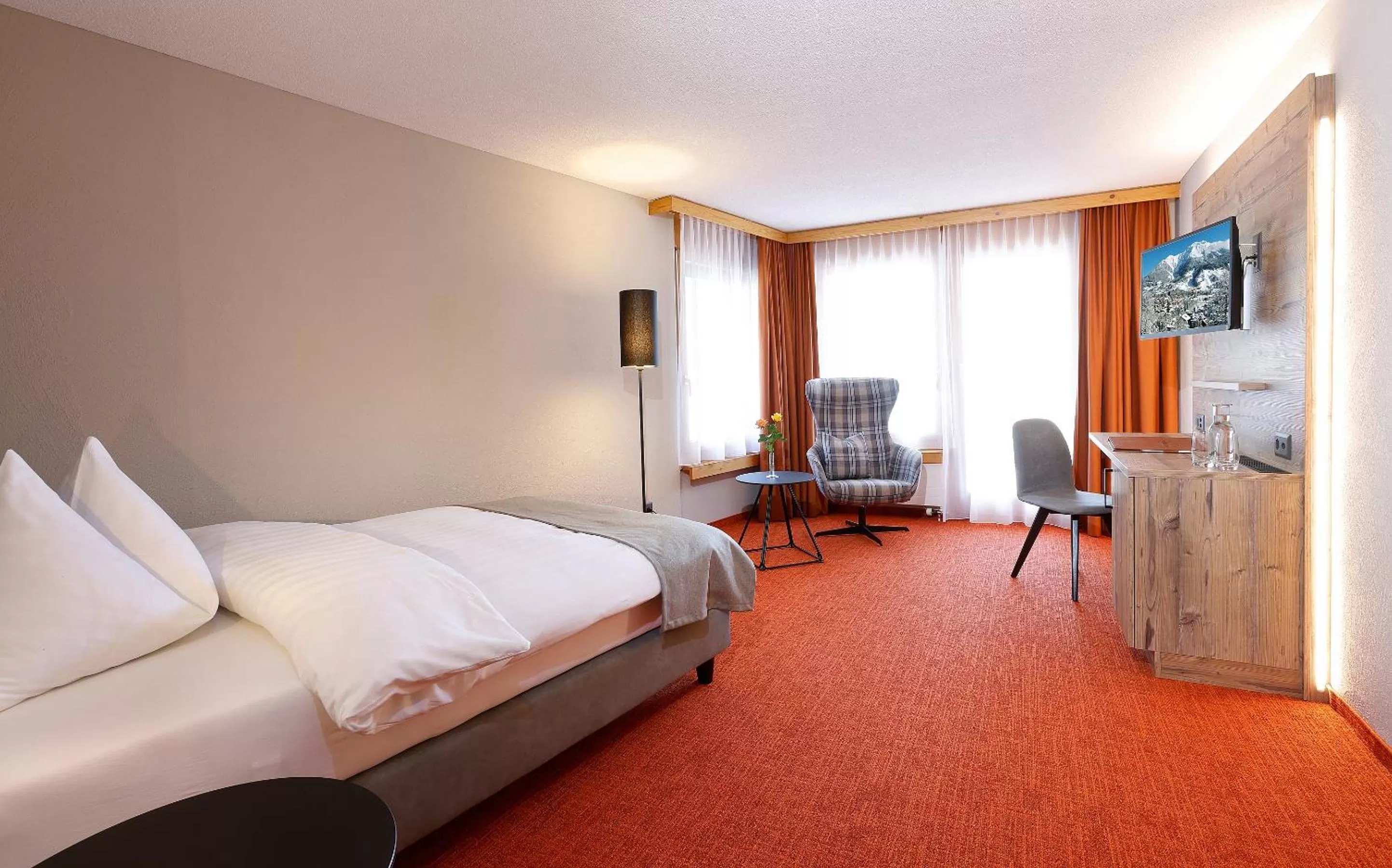 Photo of the whole room, Bed in Silvretta Parkhotel