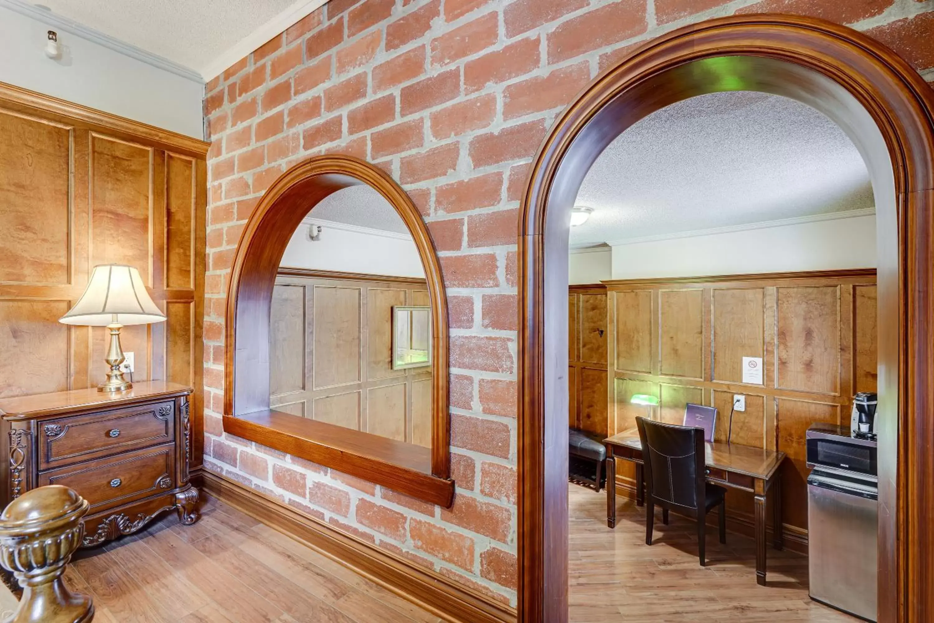 Deluxe Double Room in Le Grand Hôtel Deluxe Double Room in Le Grand Hôtel