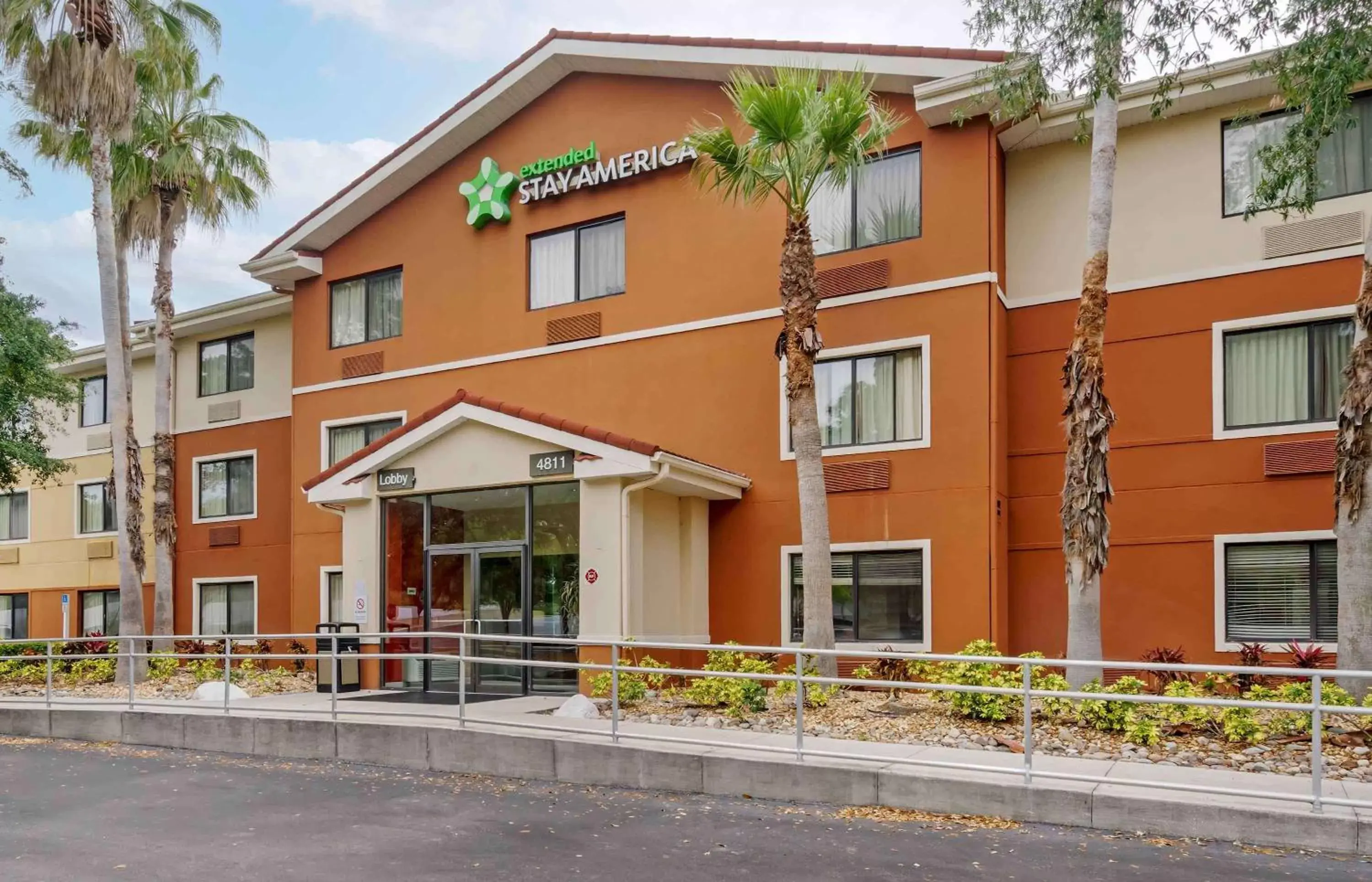 Property Building in Extended Stay America Suites - Tampa - Airport - Memorial Hwy