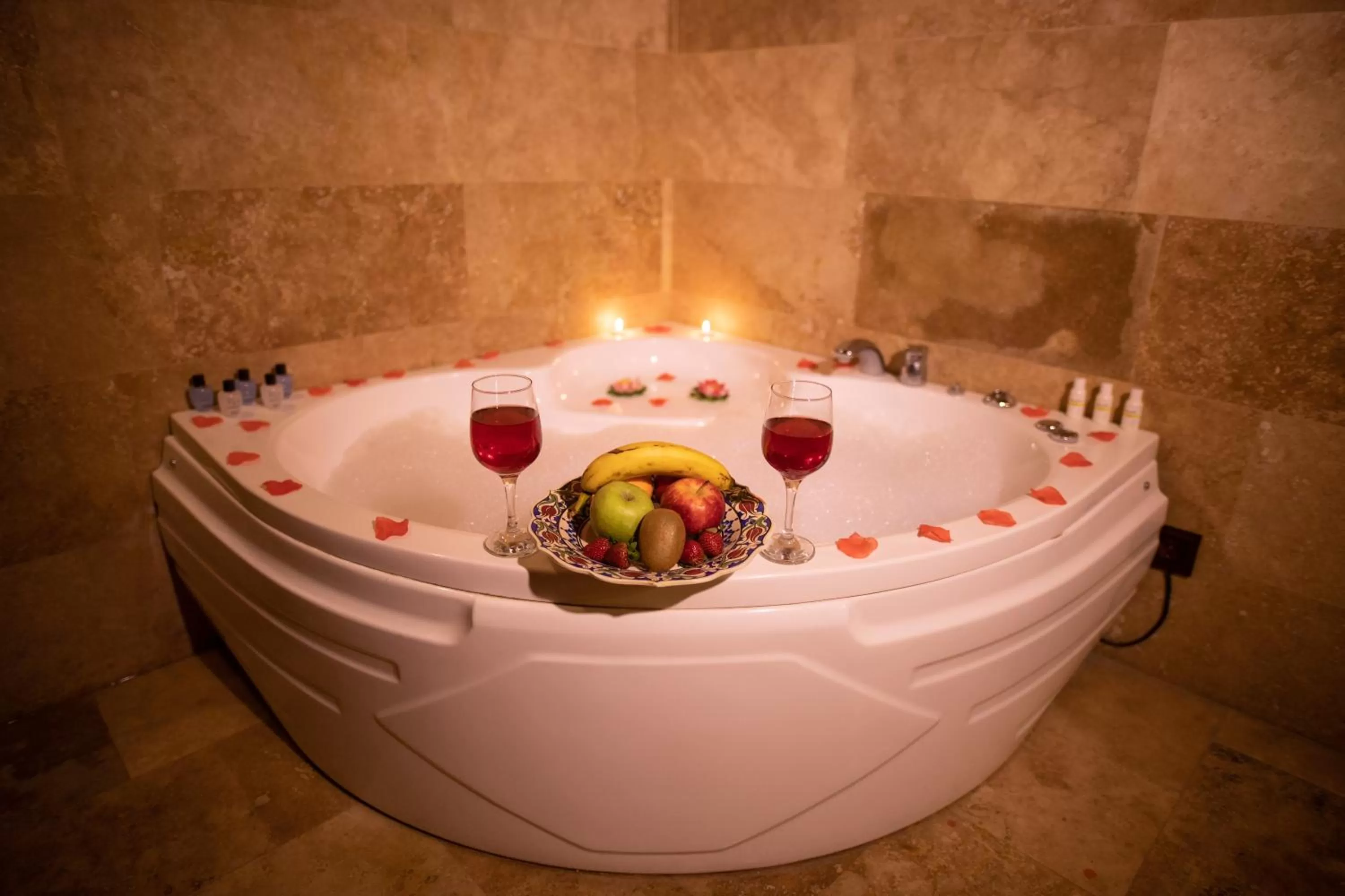 Massage in 7 Oda Kapadokya Cave Hotel