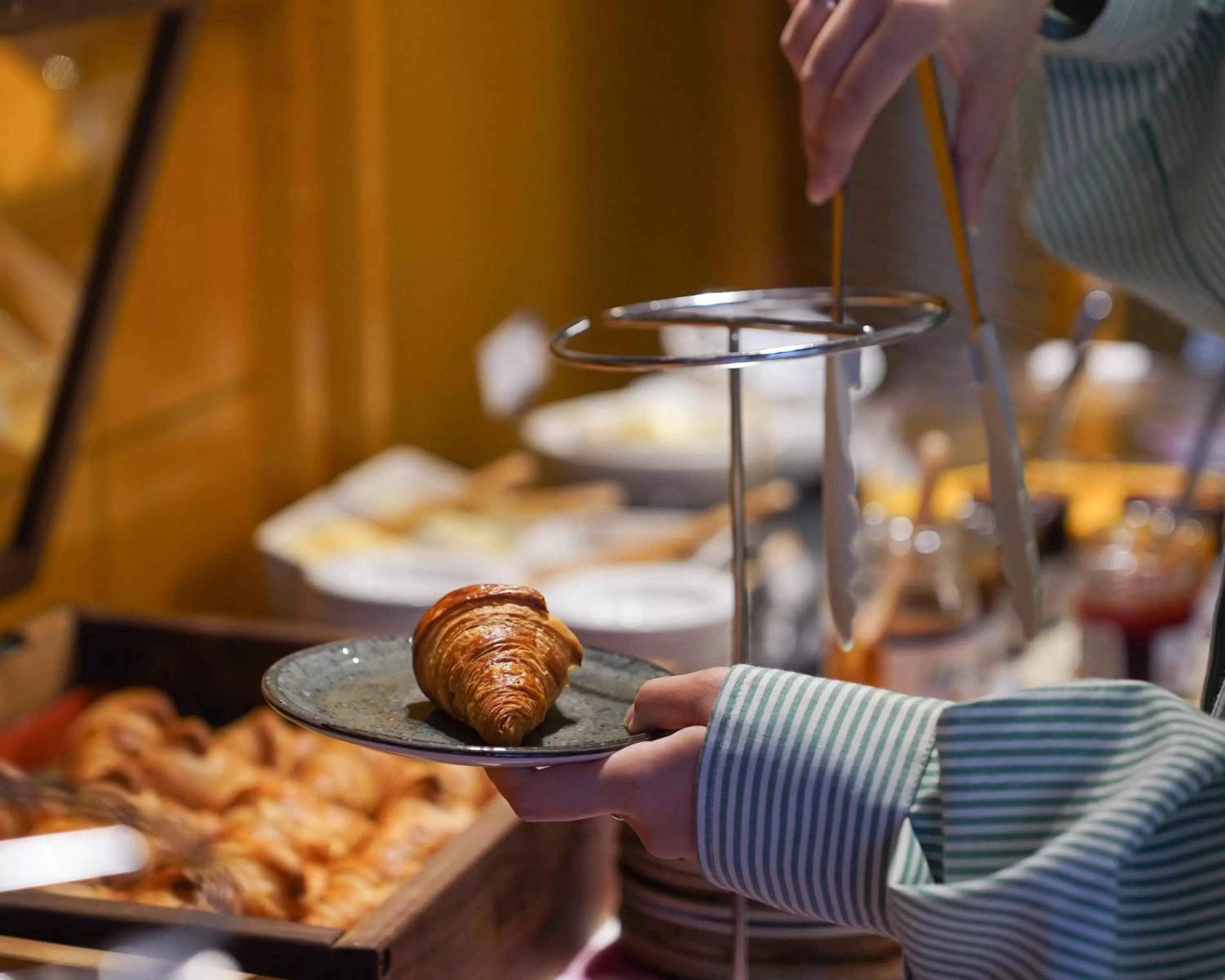 Buffet breakfast in Mercure Tokyo Ginza