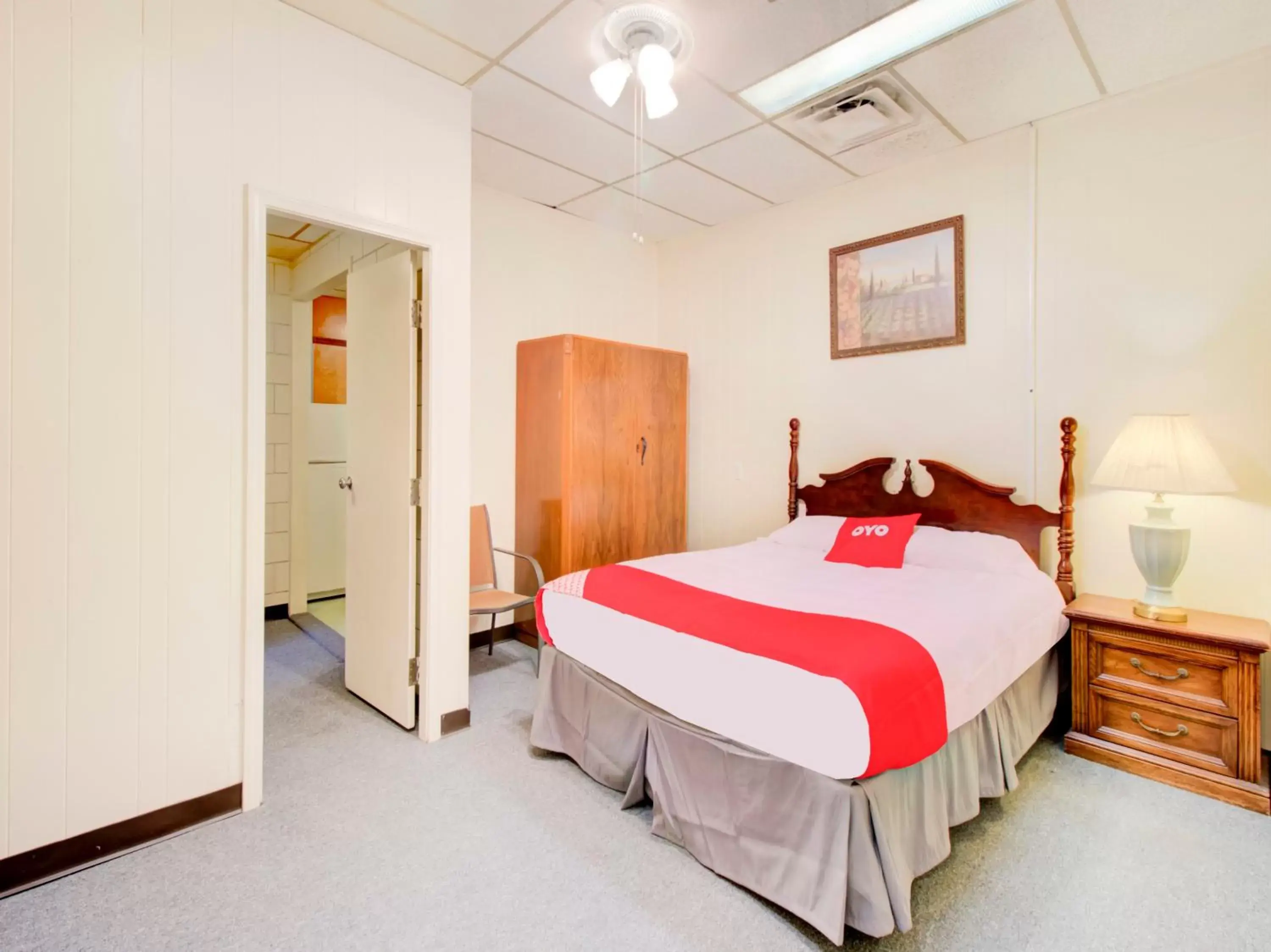 Bedroom, Bed in OYO Hotel Drumright I-44 OK