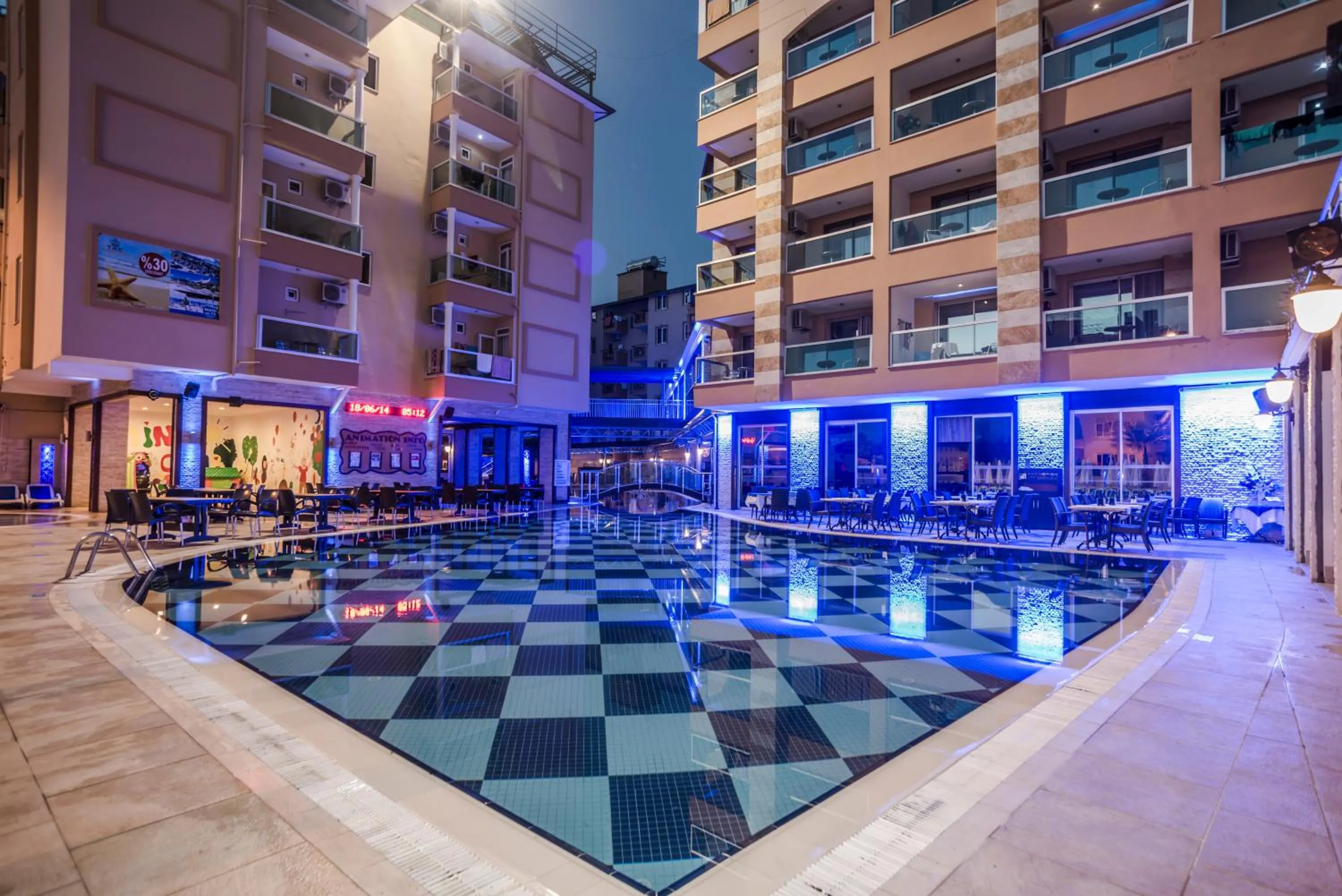 Swimming pool in Tac Premier Hotel & Spa