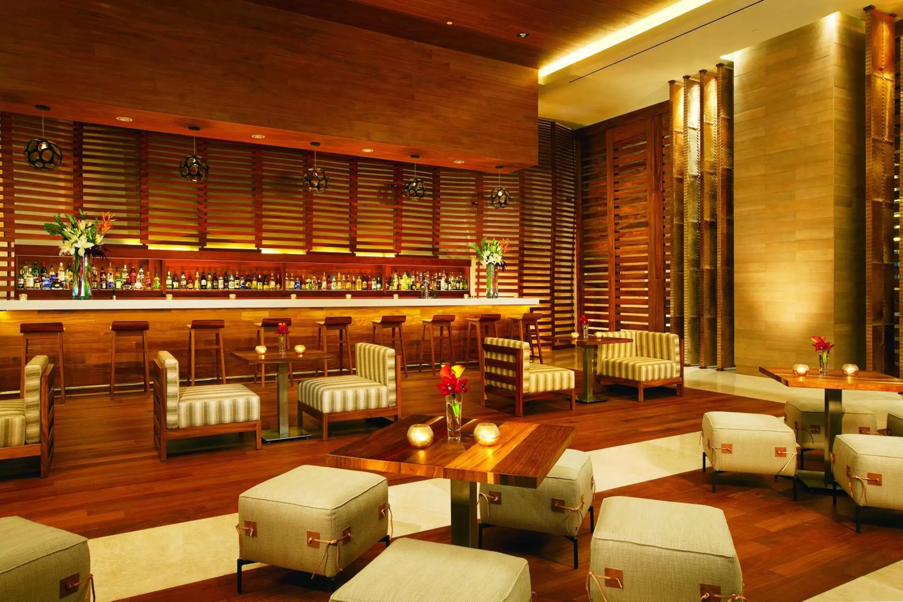 Lounge or bar, Restaurant/Places to Eat in Secrets The Vine Cancun - All Inclusive Adults Only