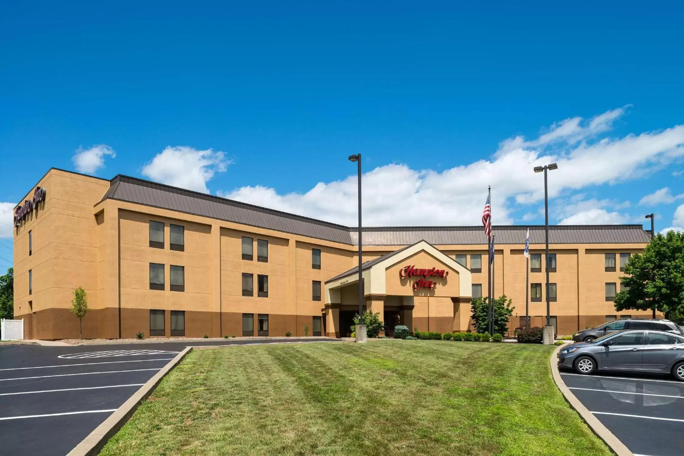 Property building in Hampton Inn Selinsgrove/Shamokin Dam Property building in Hampton Inn Selinsgrove/Shamokin Dam