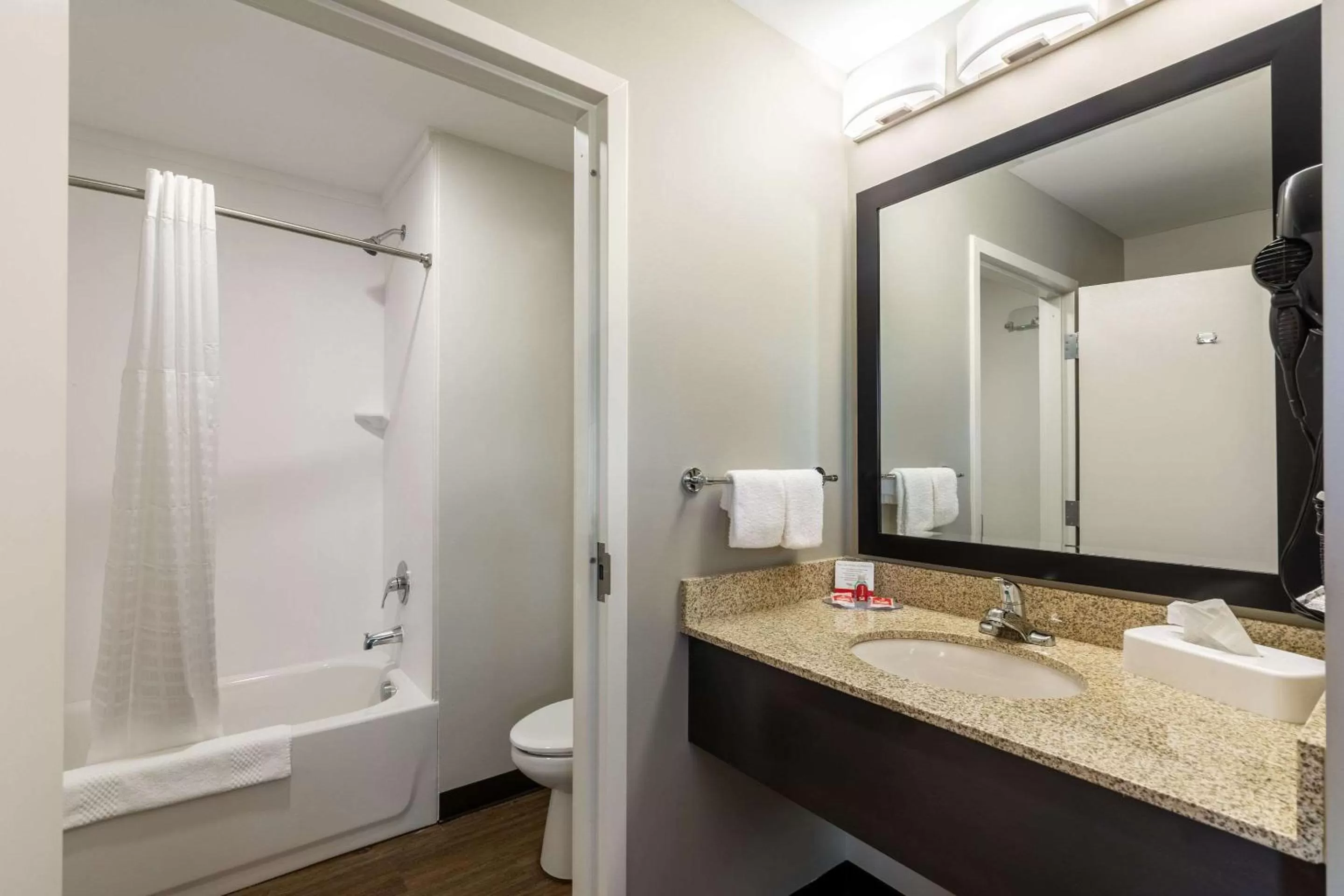 Bathroom in Econo Lodge