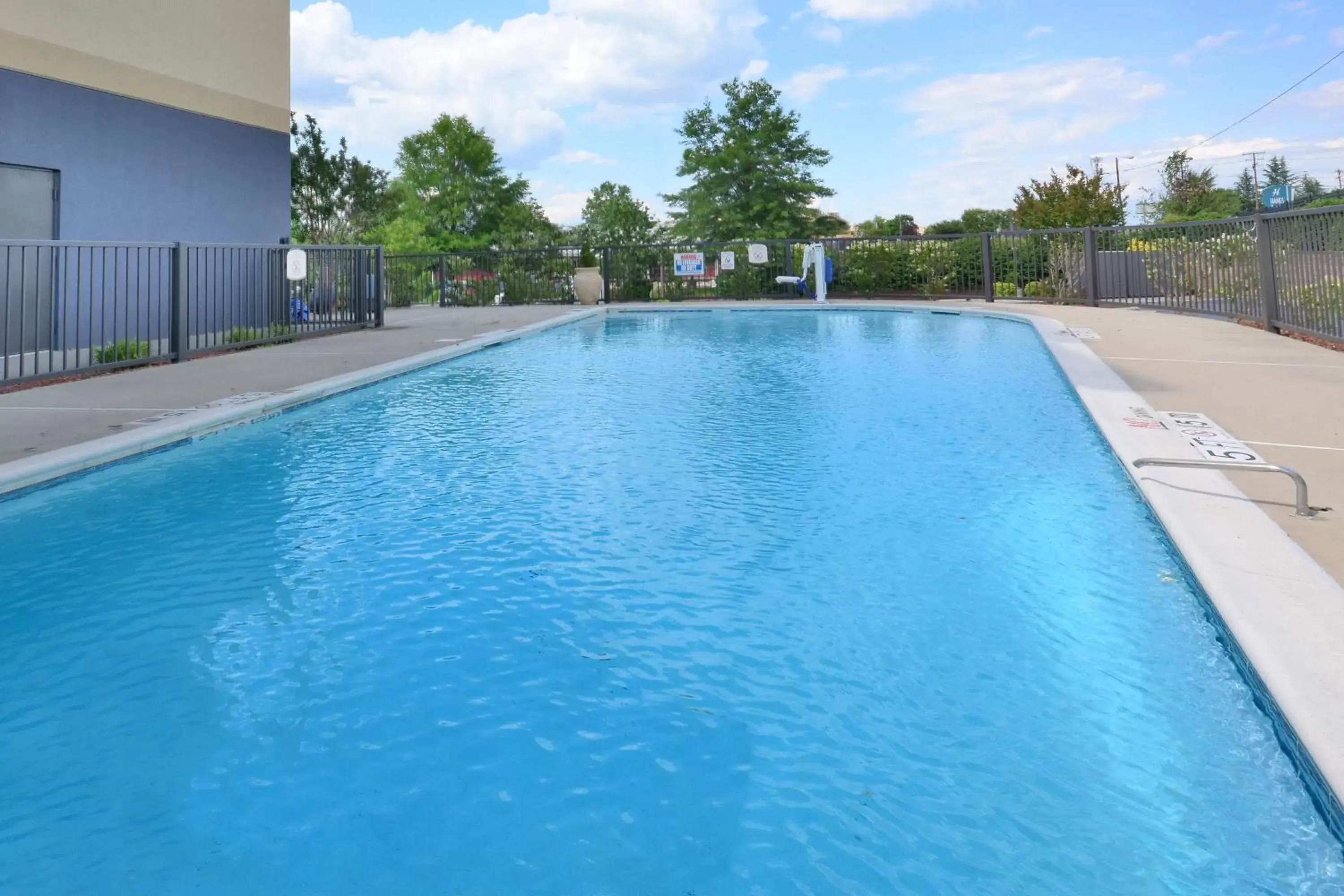 Swimming Pool in Fairfield Inn and Suites by Marriott Winston Salem/Hanes