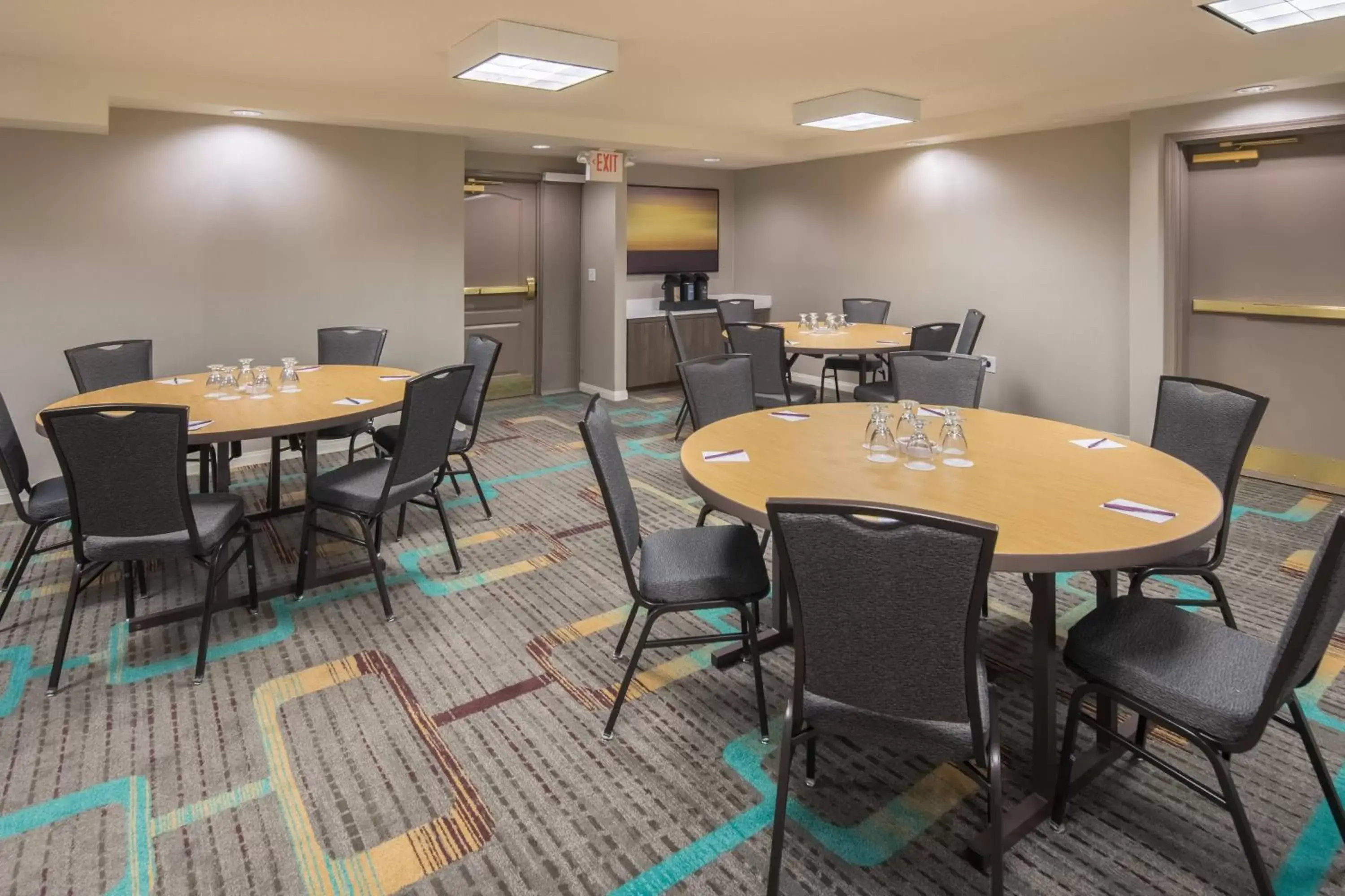 Meeting/conference room in Residence Inn by Marriott Portland North