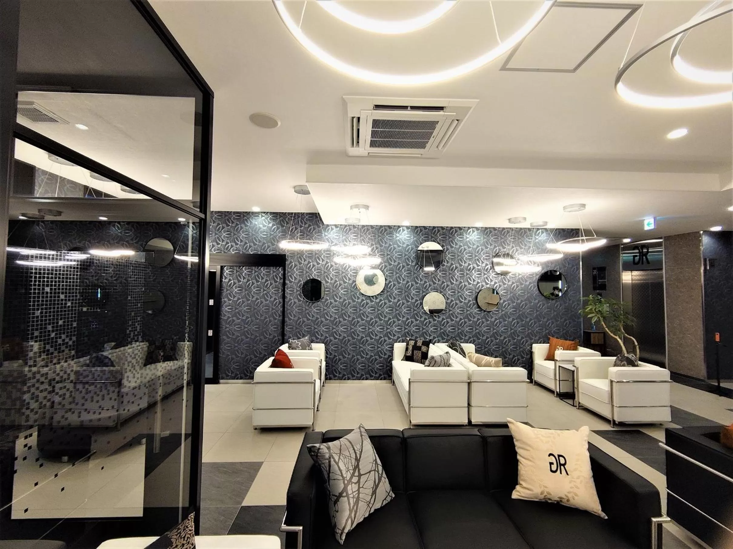 Lobby or reception in Green Rich Hotel Yonago Ekimae (Artificial hot spring Futamata Yunohana)