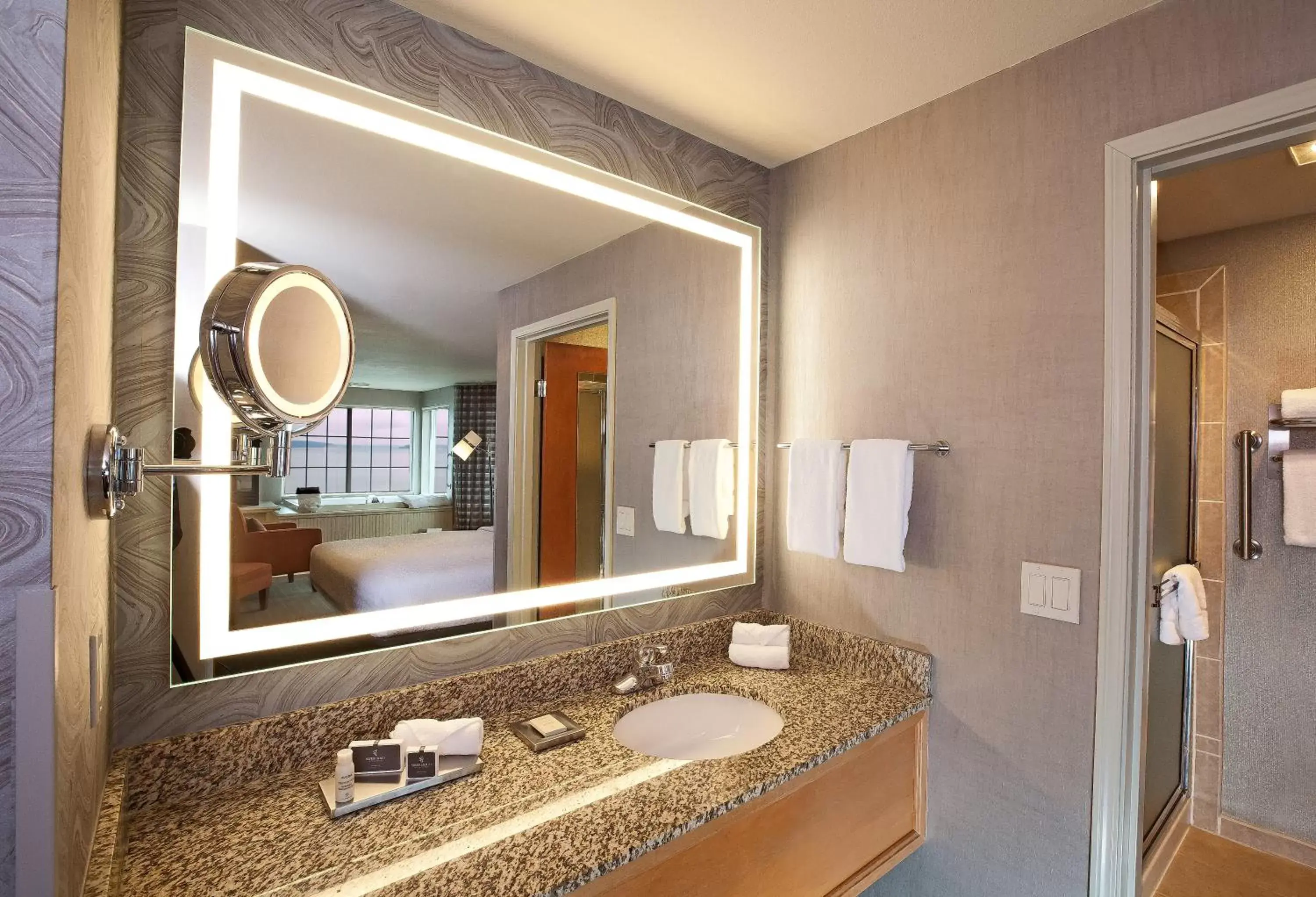 Bathroom in Silver Cloud Hotel - Mukilteo Waterfront