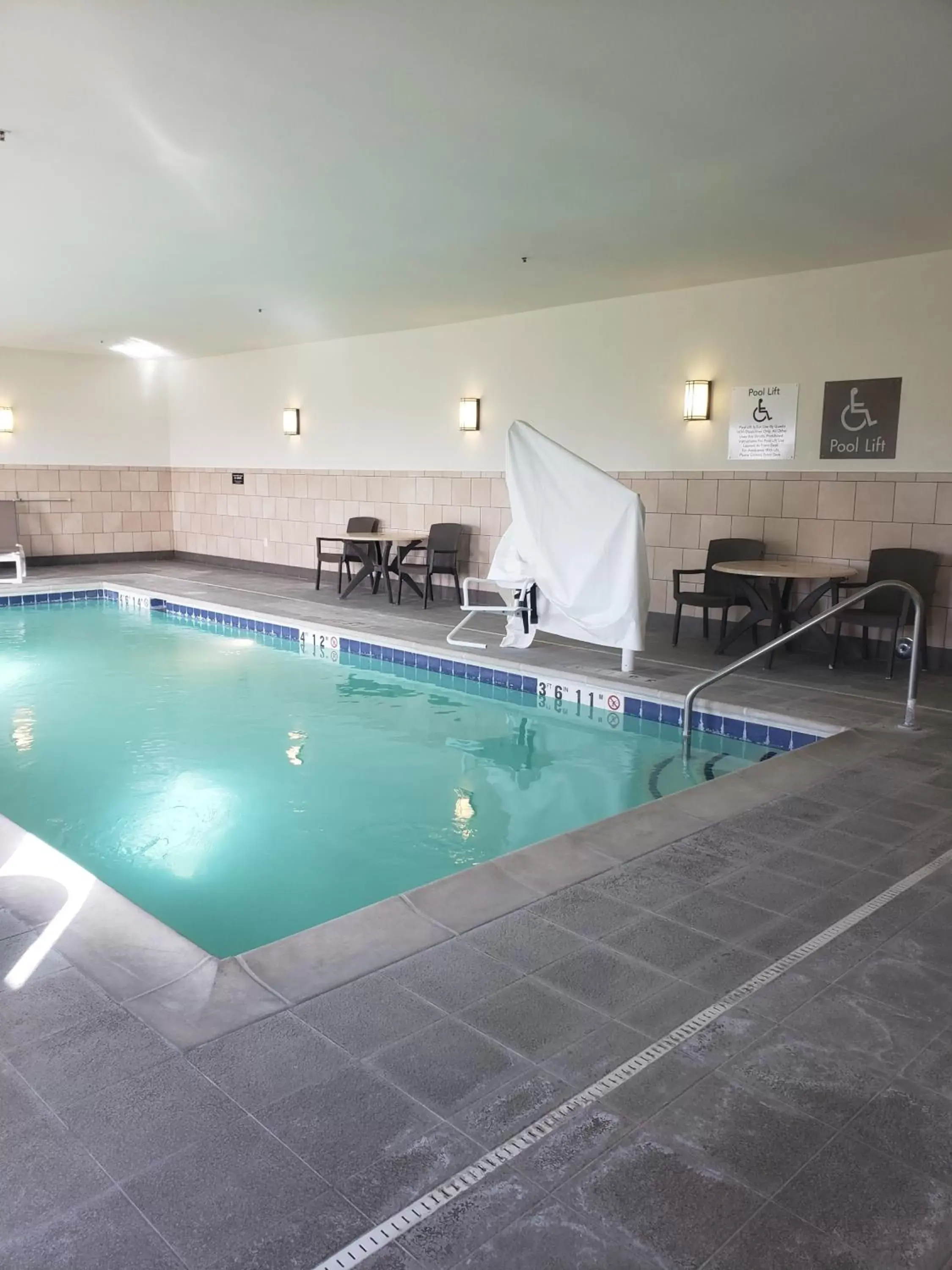 Swimming Pool in Comfort Inn & Suites Sidney I-80