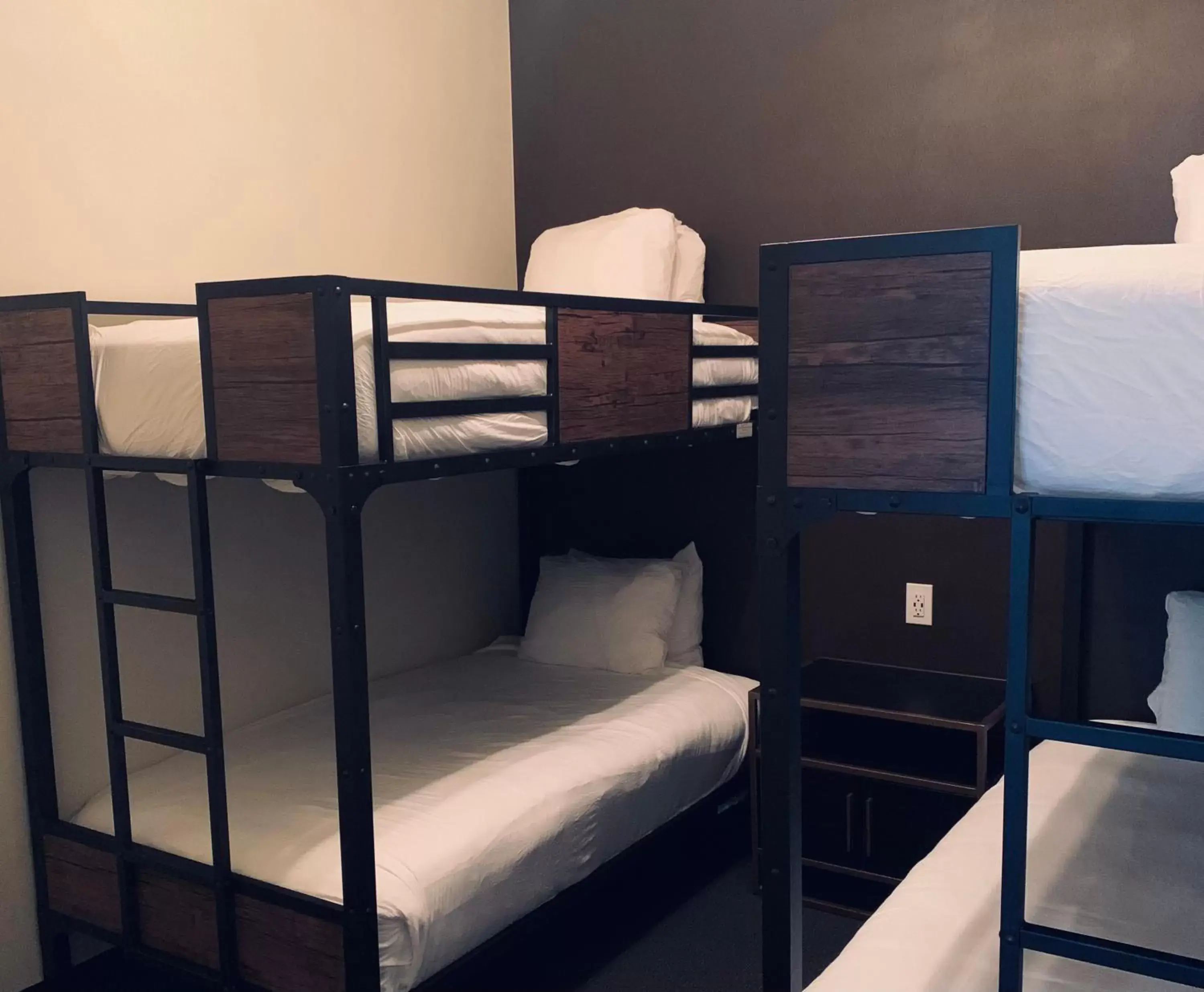 Bunk Bed in The Campfire Hotel