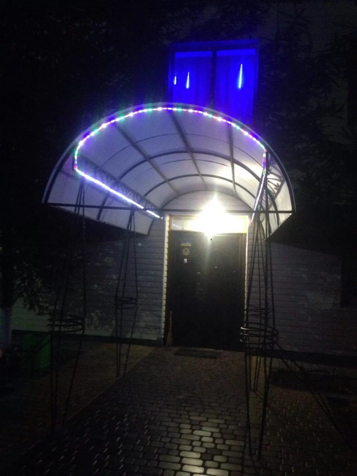 Facade/entrance in Hotel Gostynnyi Dvir