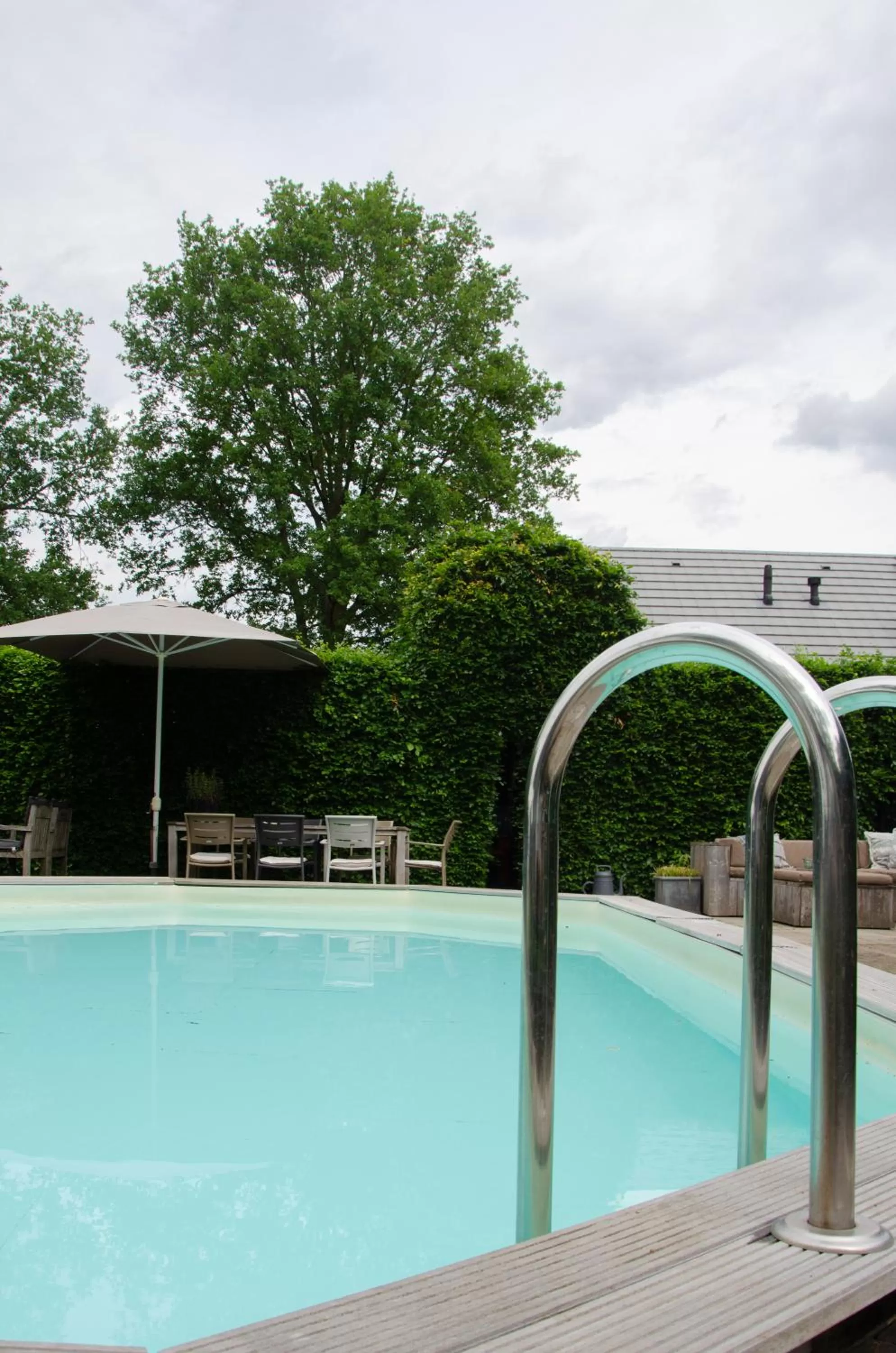 Swimming pool in Bed and Breakfast Bedstay op 8