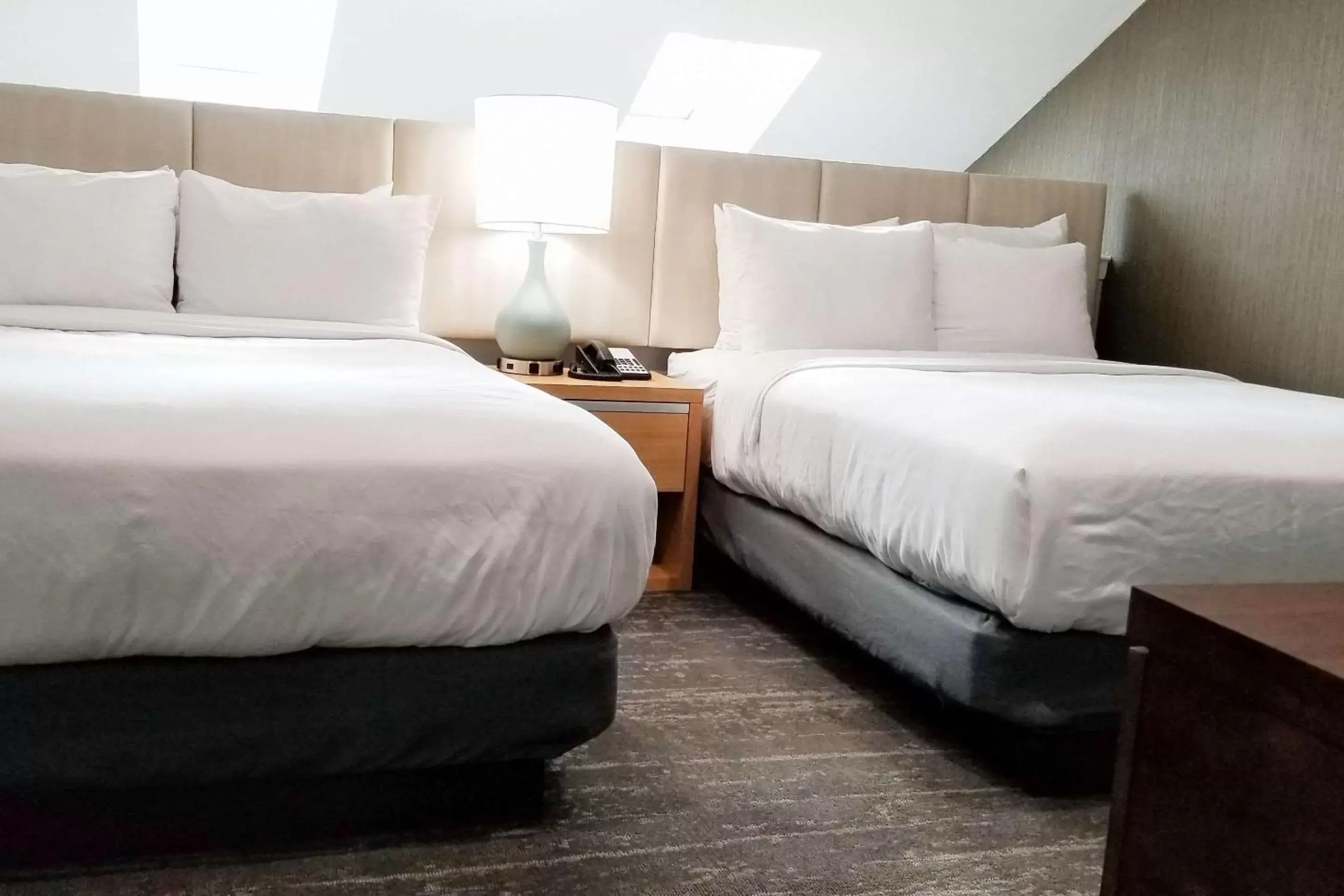 Photo of the whole room, Bed in Somerset Lofts, Ascend Hotel Collection