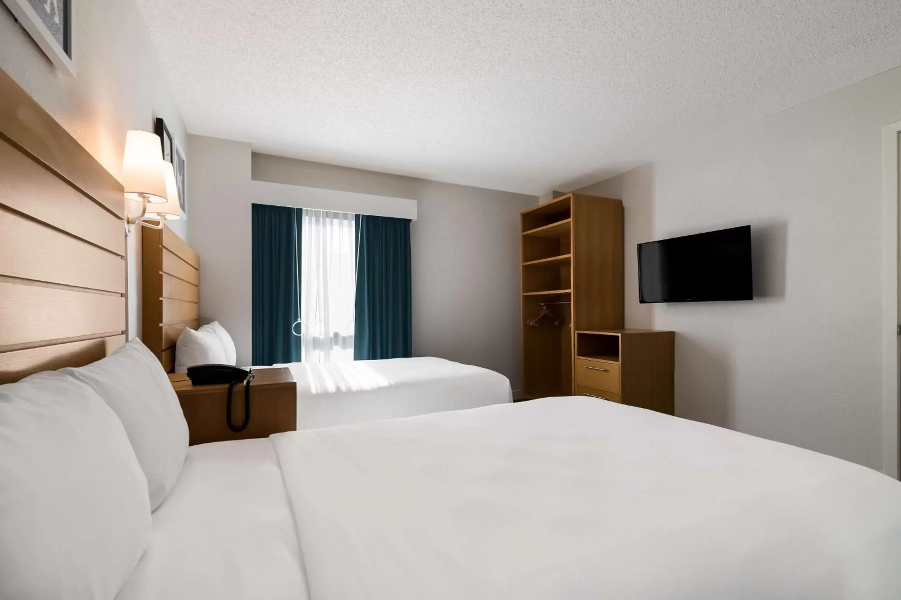 Bedroom, Bed in Sonesta ES Suites Orlando International Drive