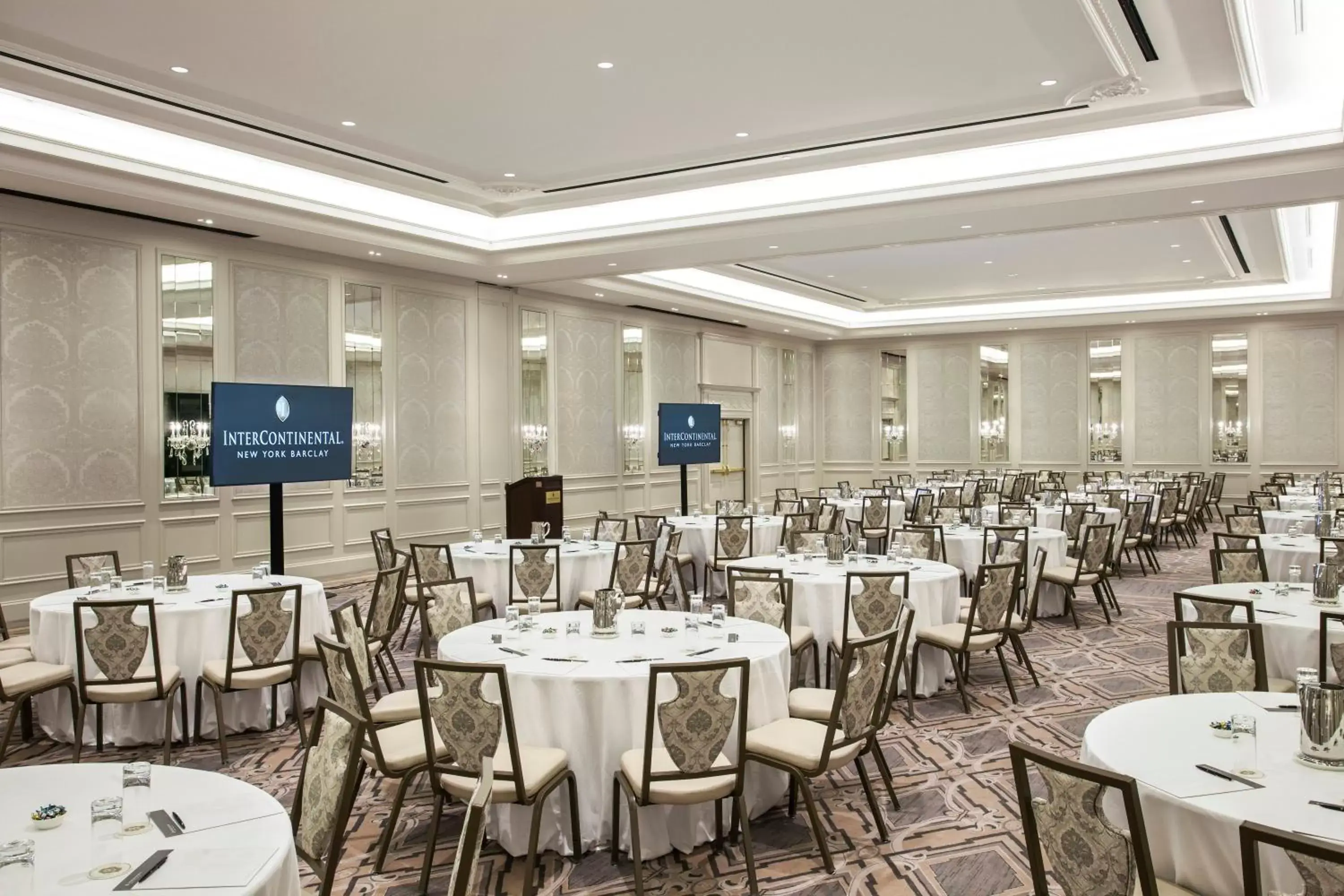 Meeting/conference room, Restaurant/Places to Eat in InterContinental New York Barclay Hotel, an IHG Hotel