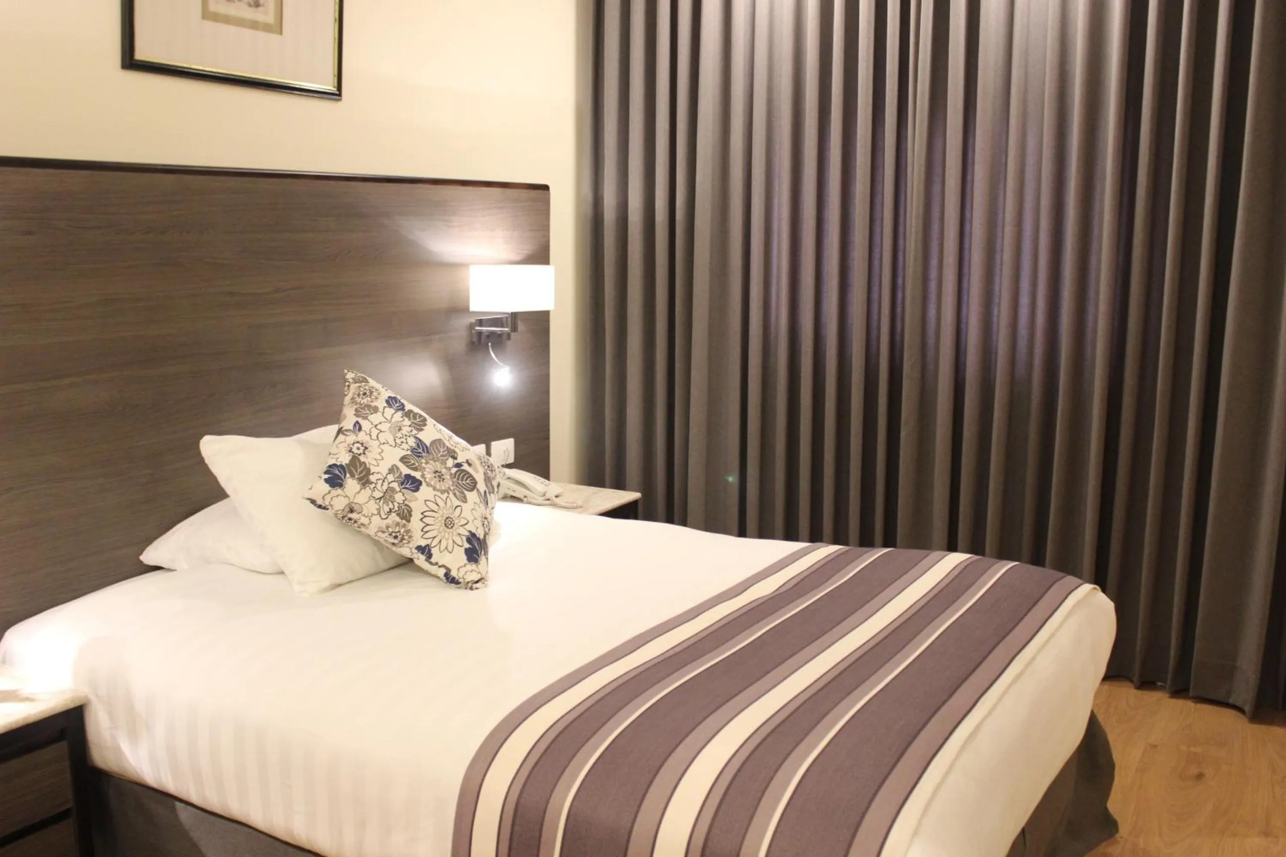 Bedroom, Bed in Ambassador Hotel