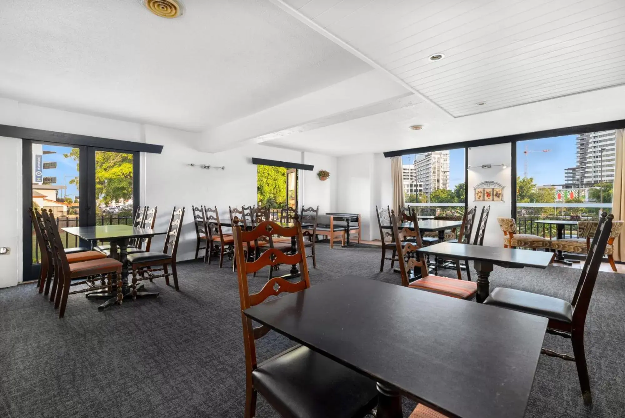 Restaurant/Places to Eat in Alloggio Hamilton Brisbane Airport
