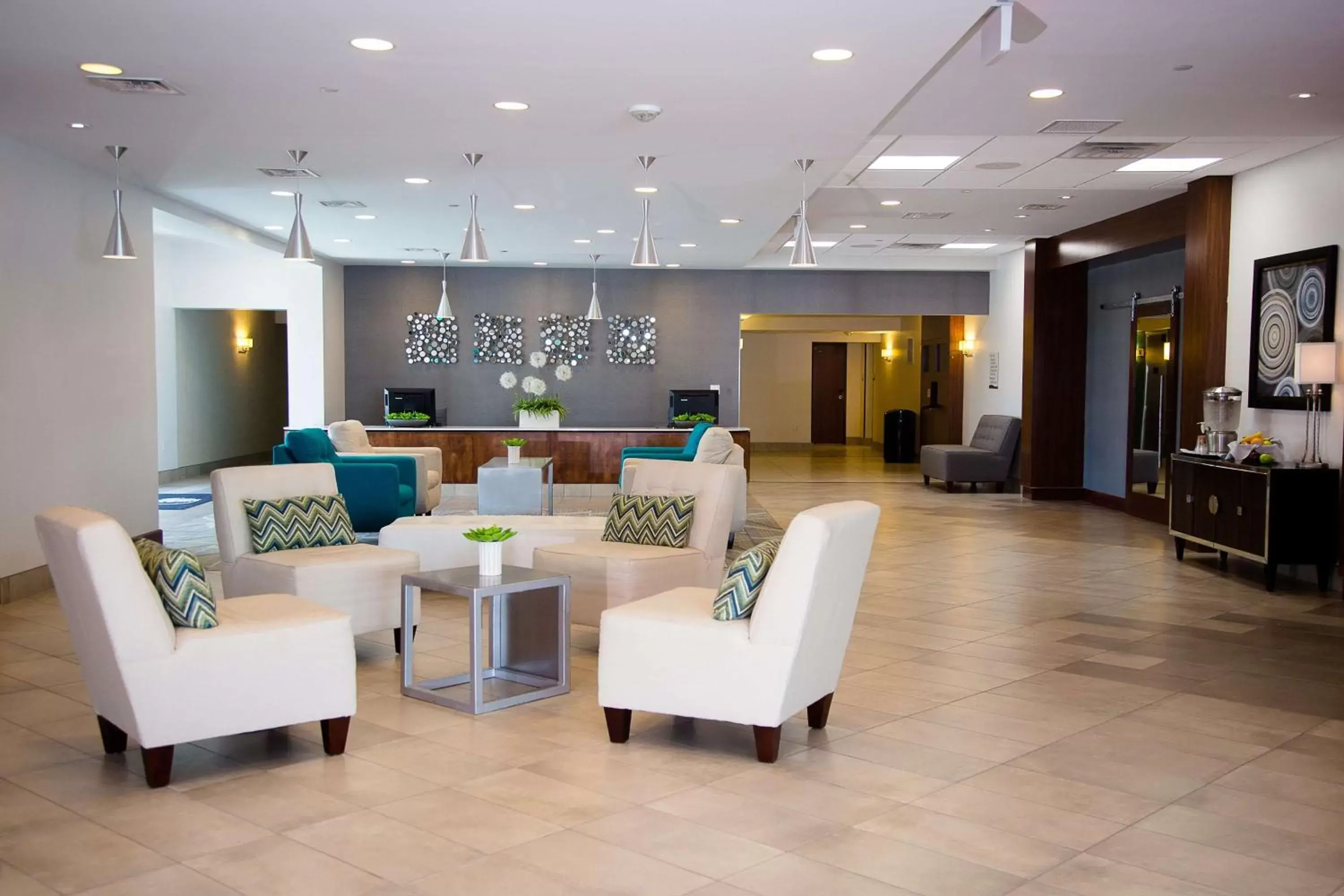 Lobby or reception, Lobby/Reception in Doubletree By Hilton Omaha Southwest, Ne