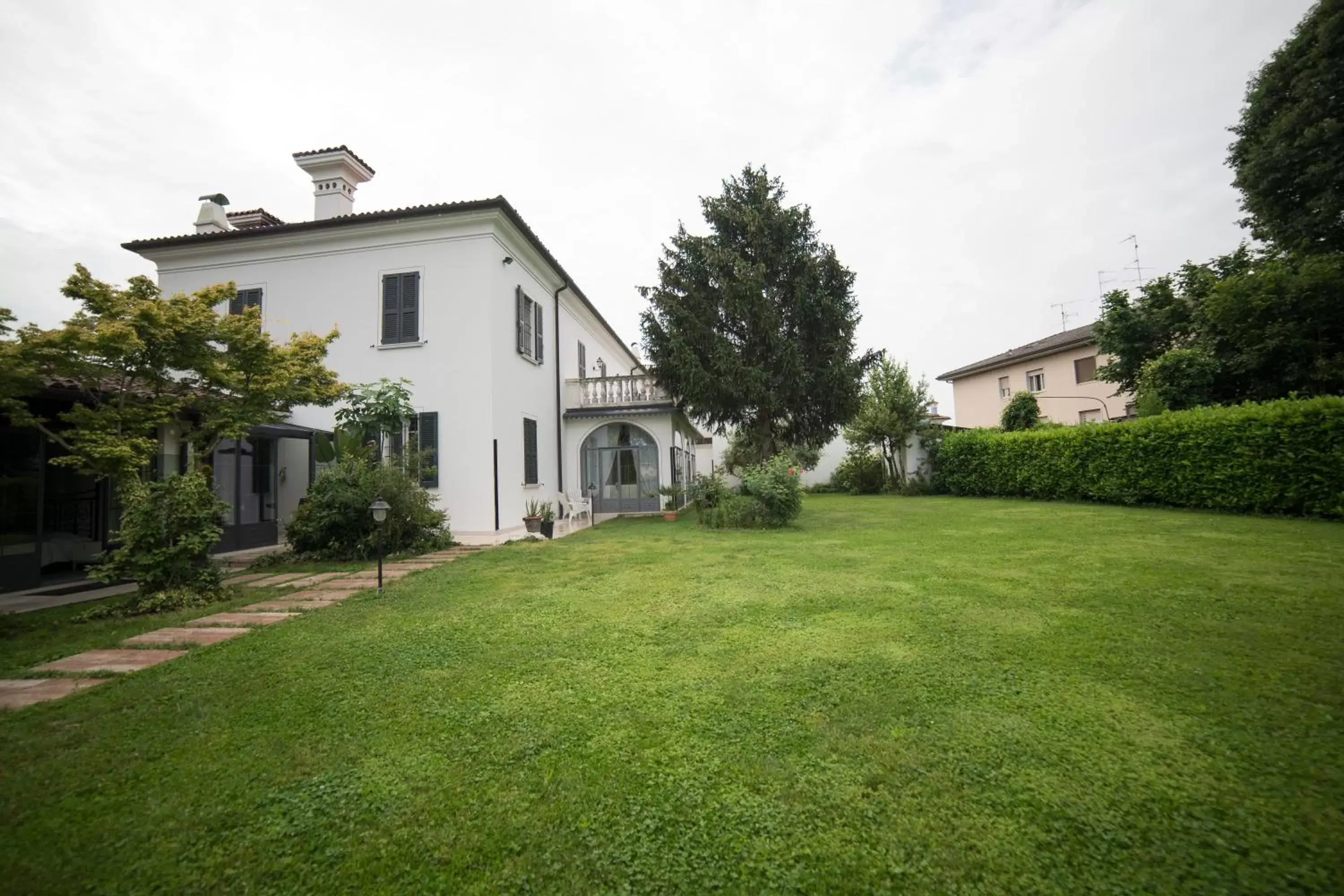 Property building, Garden in Villa Franca in Franciacorta