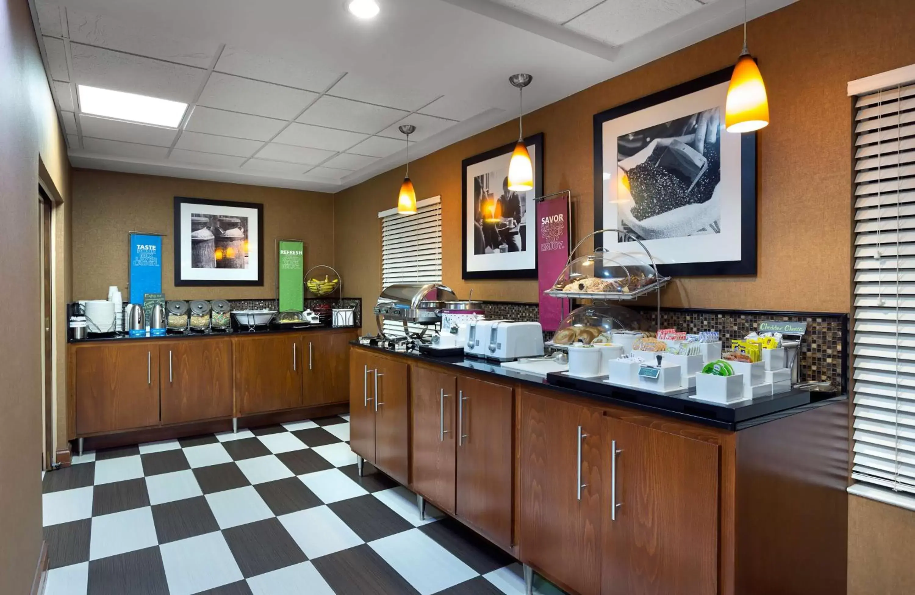 Dining area, Restaurant/Places to Eat in Hampton Inn Helen