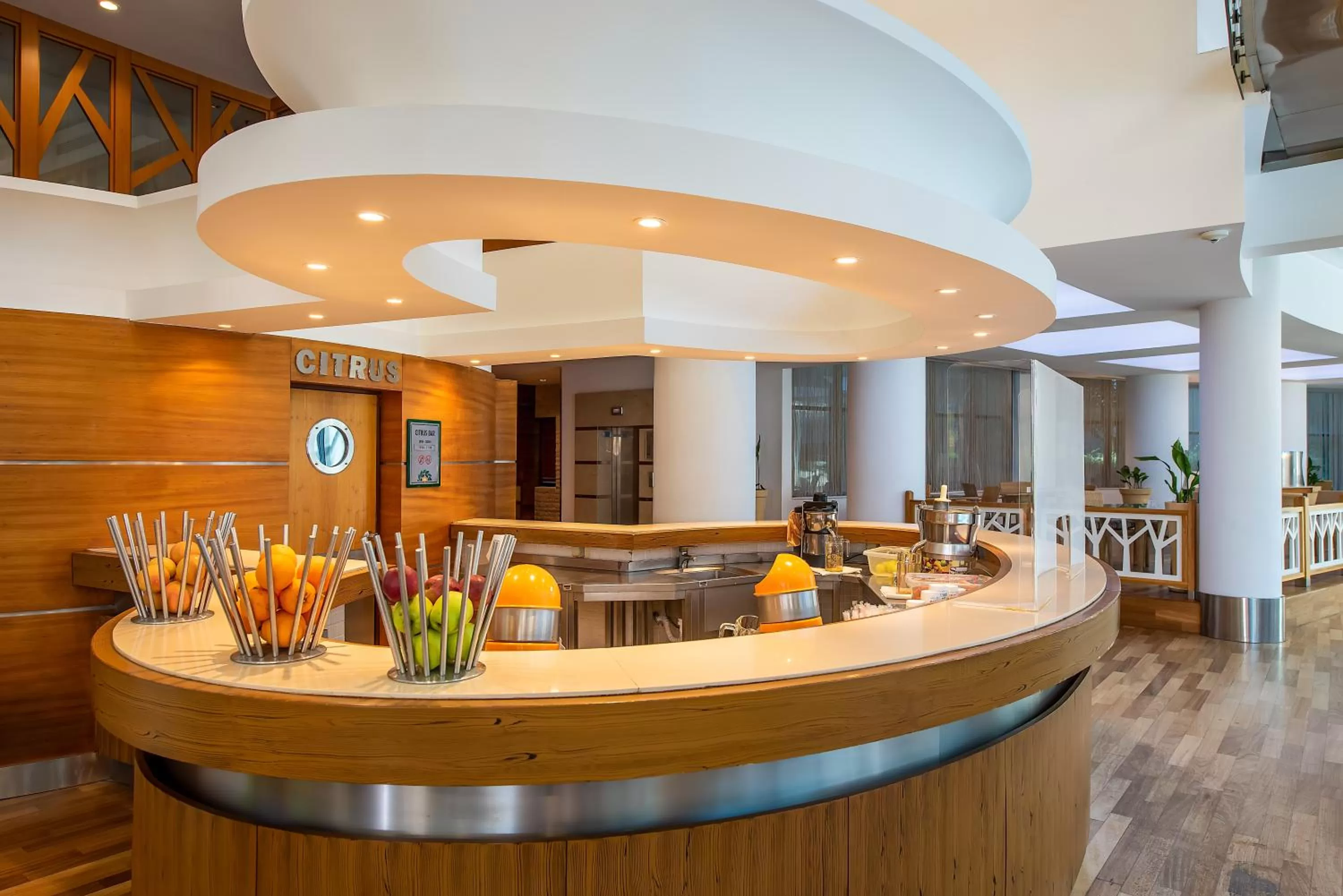 Lounge or bar in Cornelia De Luxe Resort