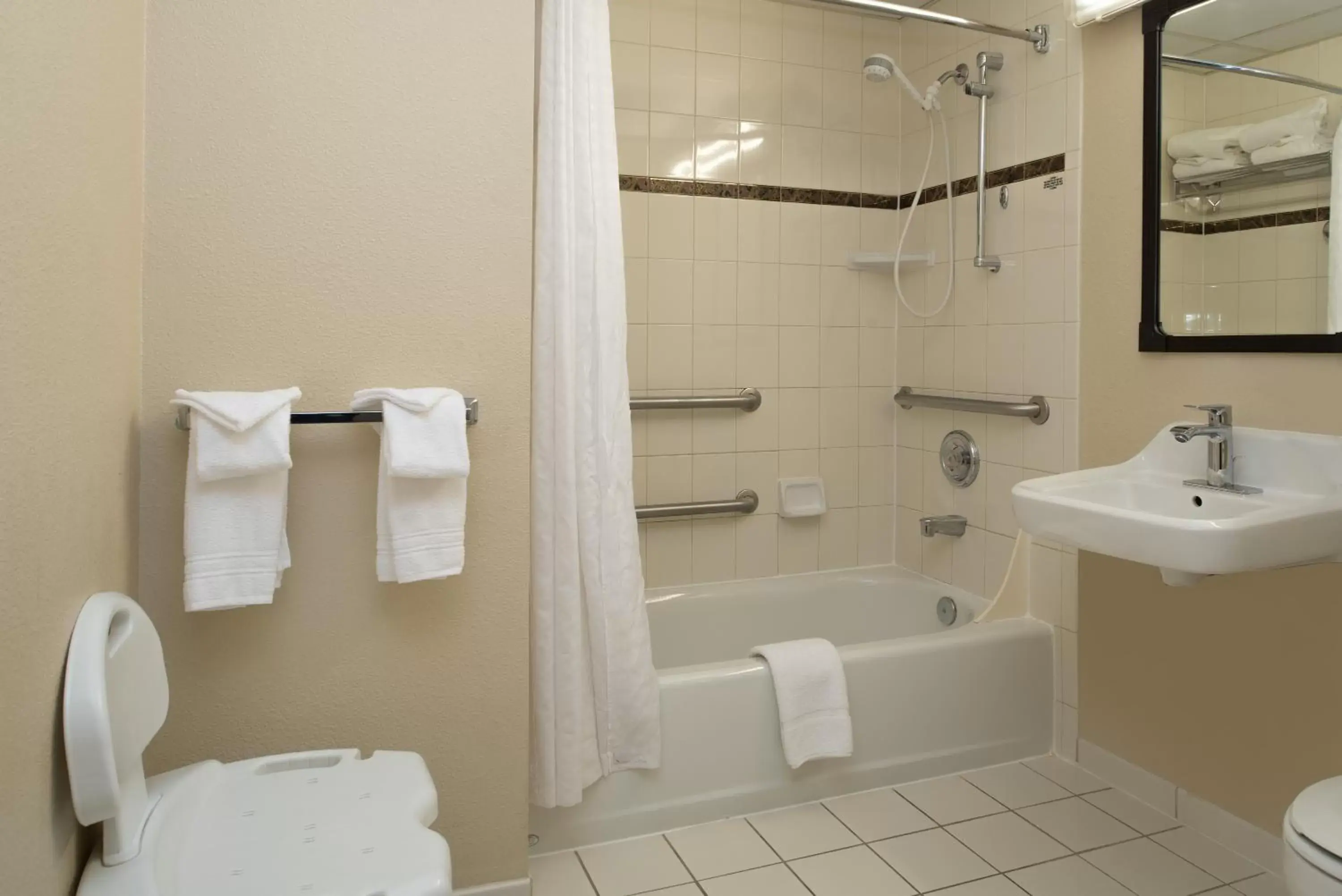 Shower, Bathroom in Ramada by Wyndham Downtown Spokane