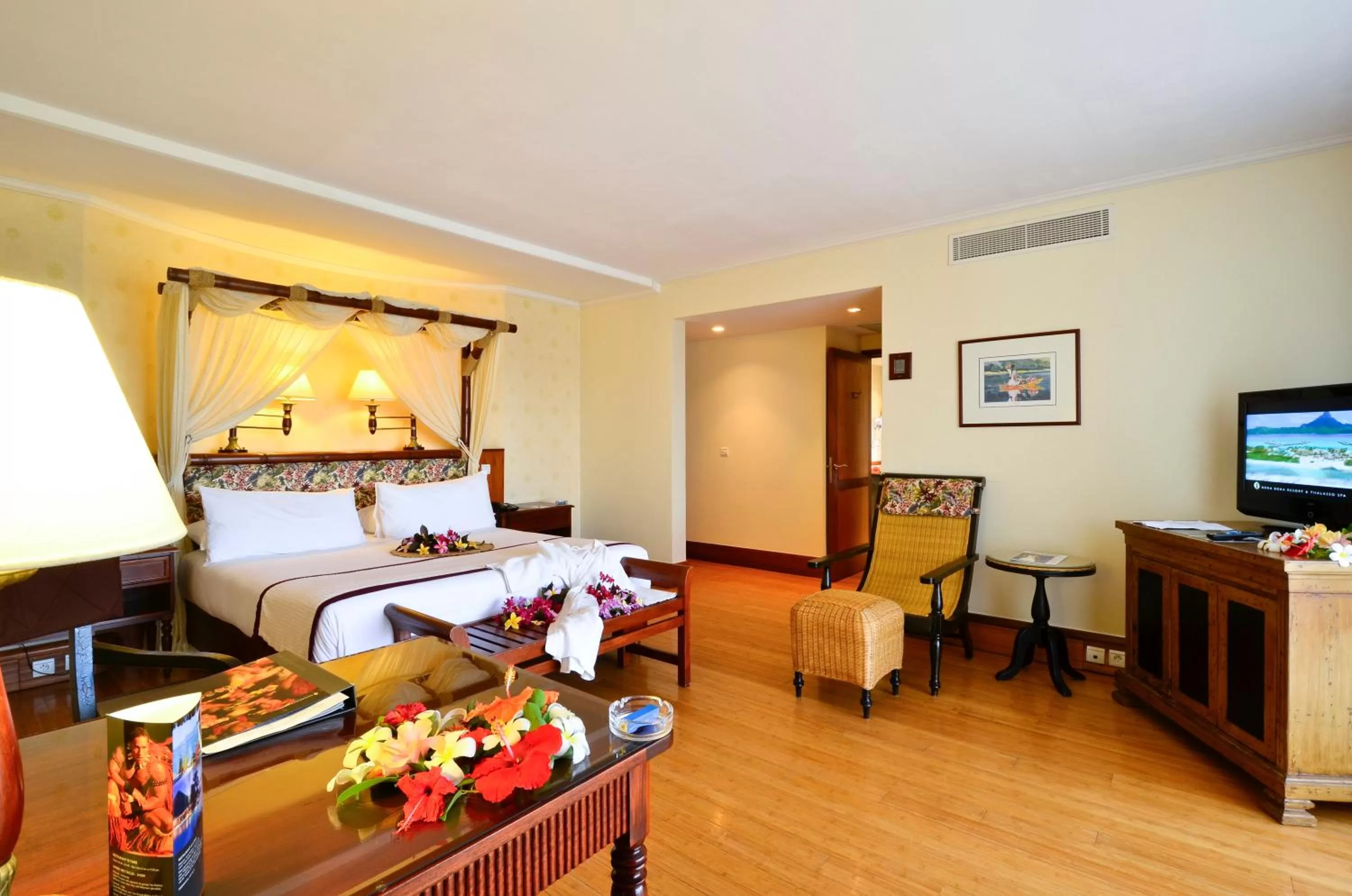 Photo of the whole room, Bed in InterContinental Tahiti Resort & Spa by IHG