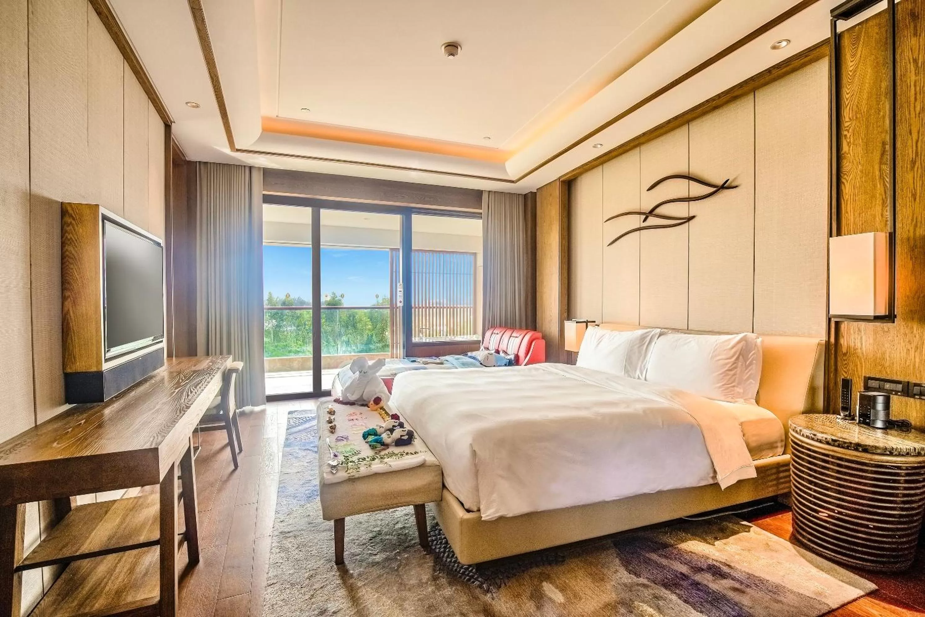Bedroom, Bed in InterContinental Sanya Haitang Bay Resort by IHG