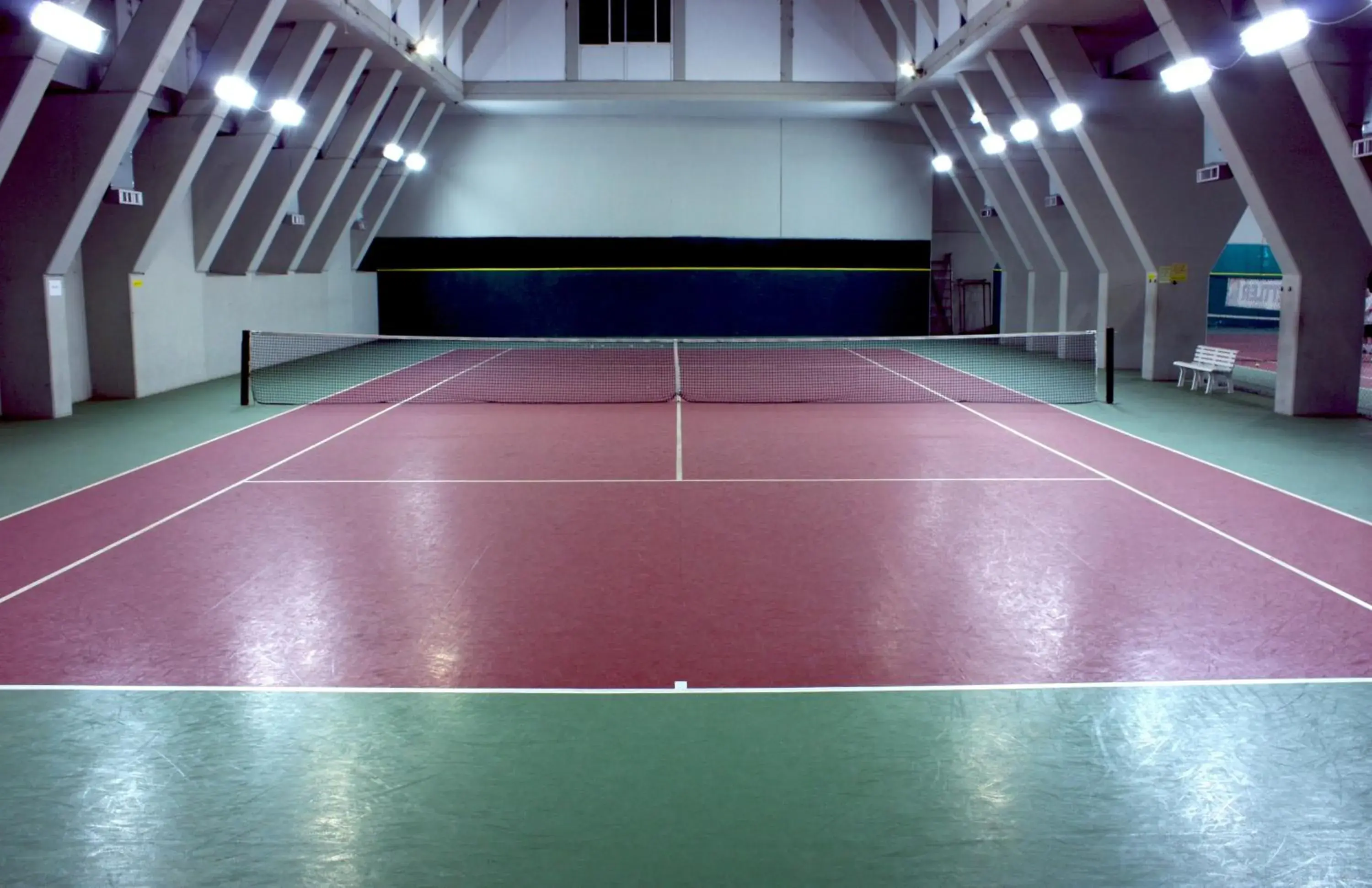 Tennis court, Table Tennis in Cosmopolitan Hotel